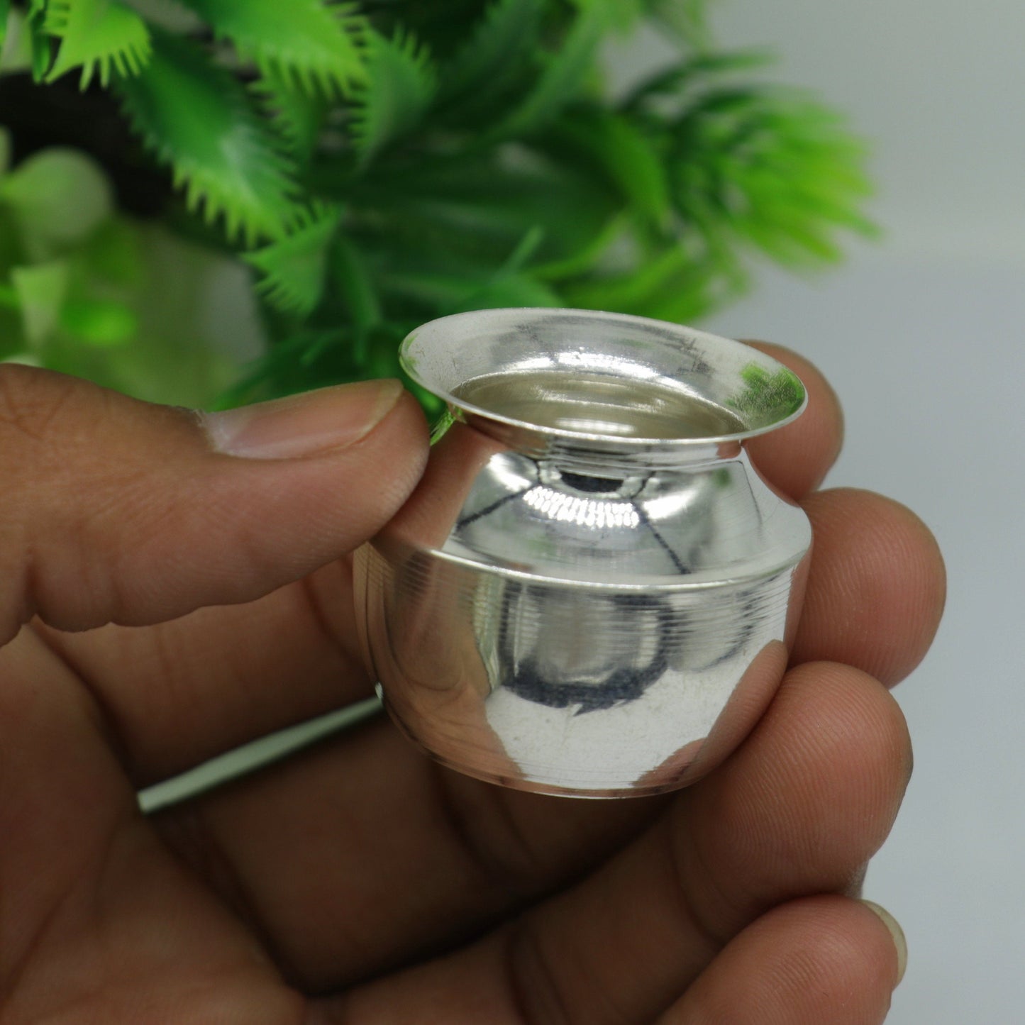 Pure 925 sterling silver handmade plain small Kalash or pot, unique special silver puja article, water or milk kalash pot india sv163 - TRIBAL ORNAMENTS