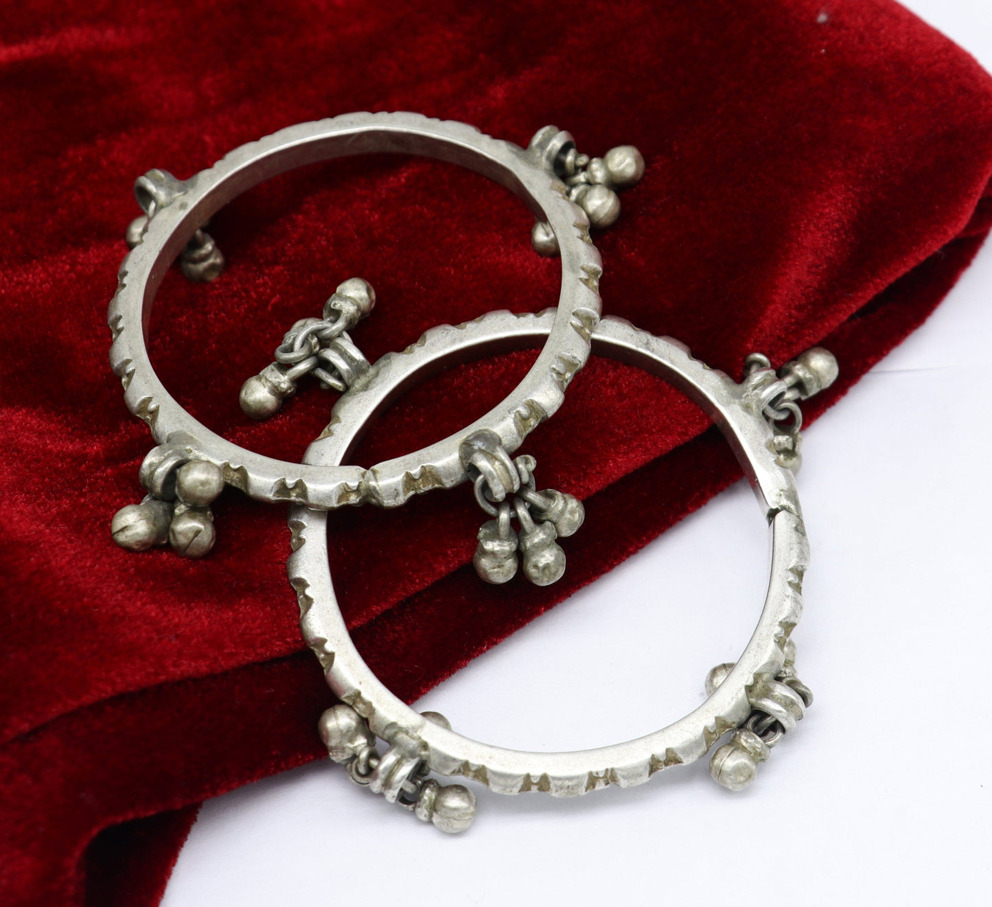 Solid silver handmade vintage antique traditional banjara bangle bracelet with jingling bells, indian ethnic tribal bangles for girl's sba23 - TRIBAL ORNAMENTS