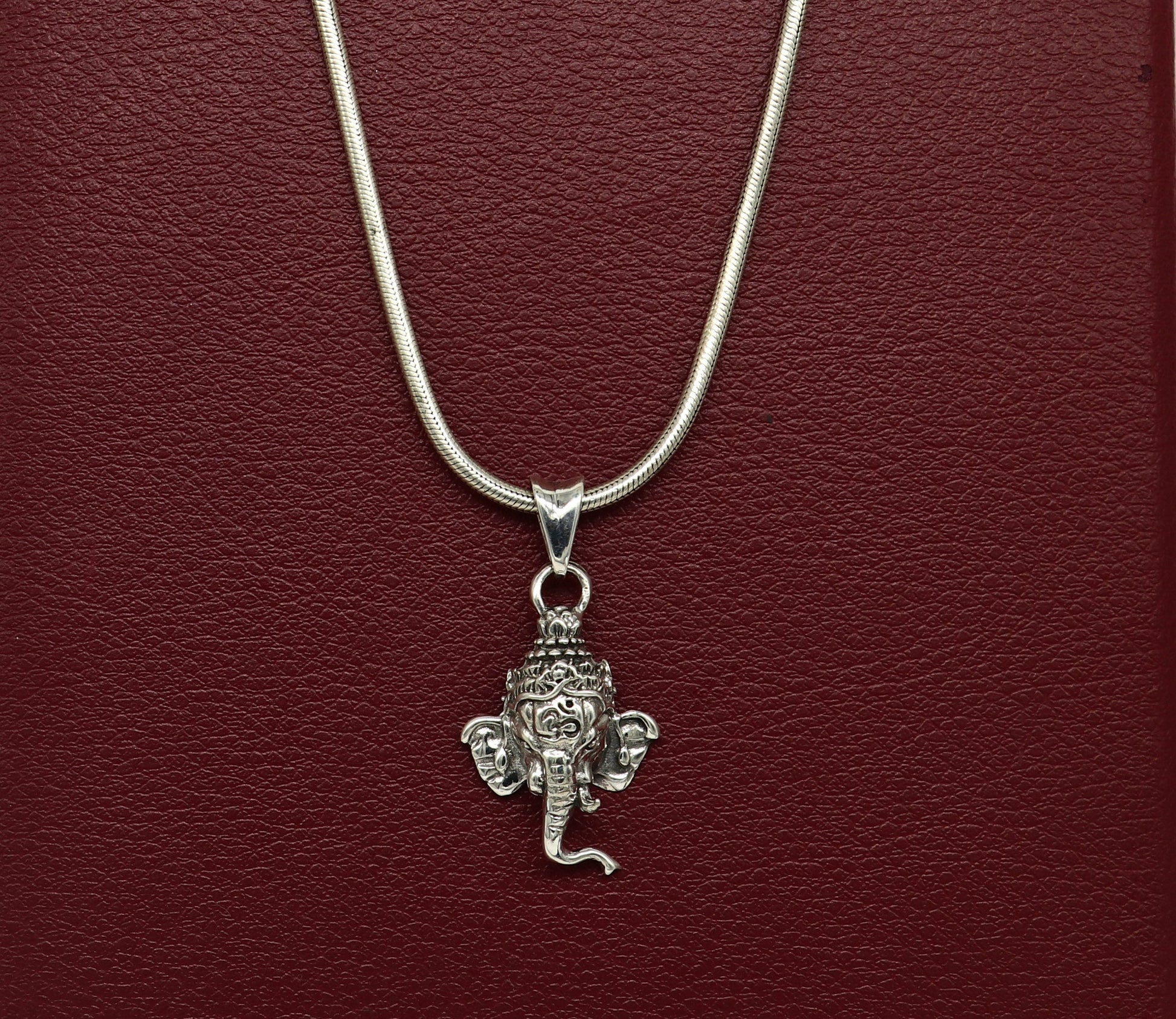 925 sterling silver handmade Indian idol Ganesha pendant, amazing stylish unisex pendant locket personalized jewelry tribal jewelry ssp509 - TRIBAL ORNAMENTS