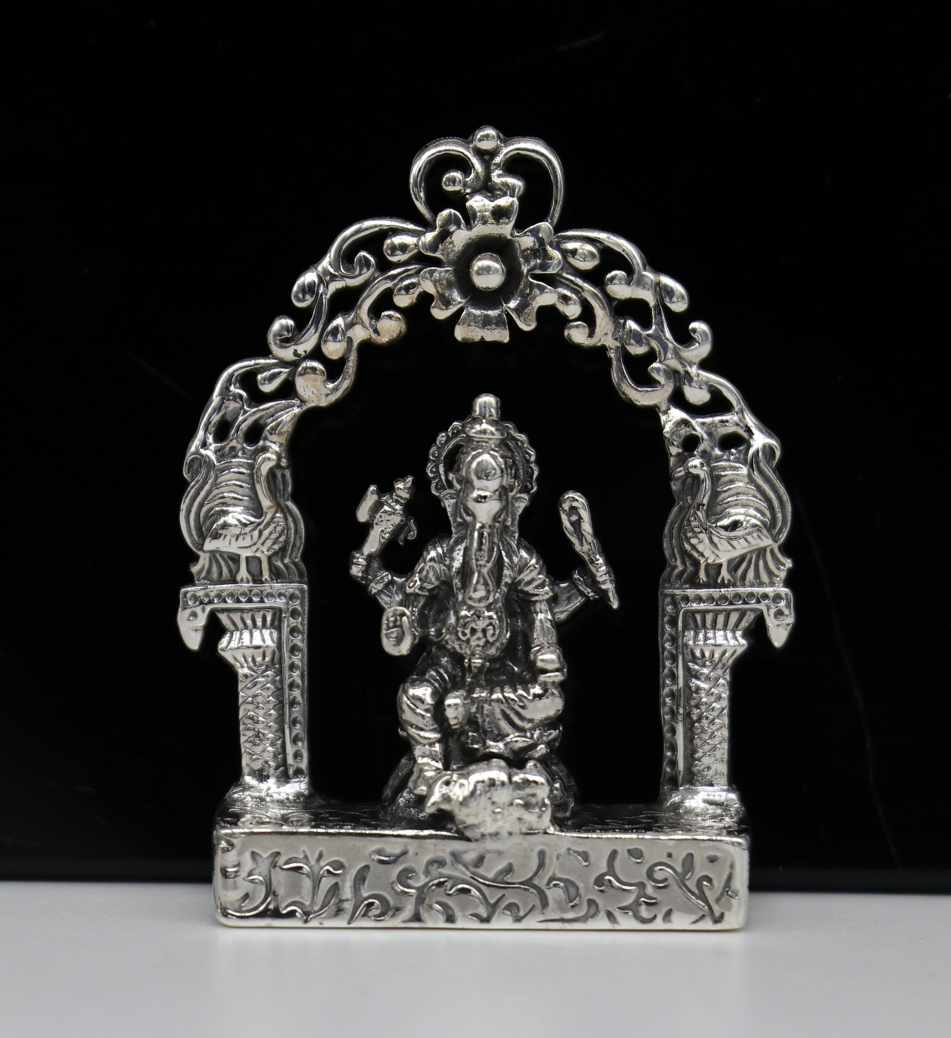 925 Sterling silver Lord Ganesh Idol, Pooja Articles, Silver Idols Figurine, handcrafted Lord Ganesh statue sculpture gifting art01 - TRIBAL ORNAMENTS