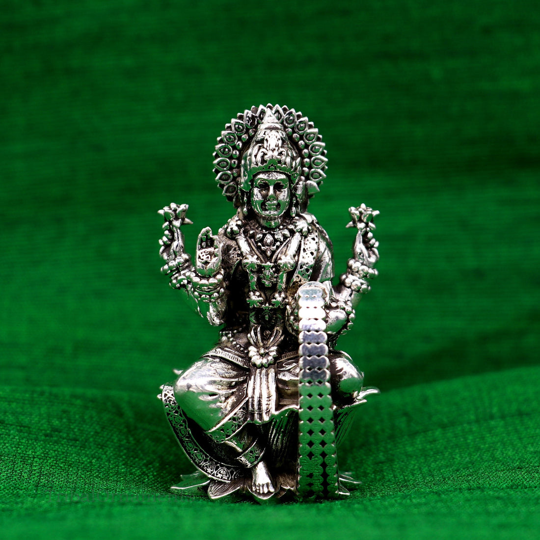 Pure 925 Sterling silver handmade customized Hindu Goddess Laxmi statue, puja article figurine, home décor puja articles gifting art26 - TRIBAL ORNAMENTS