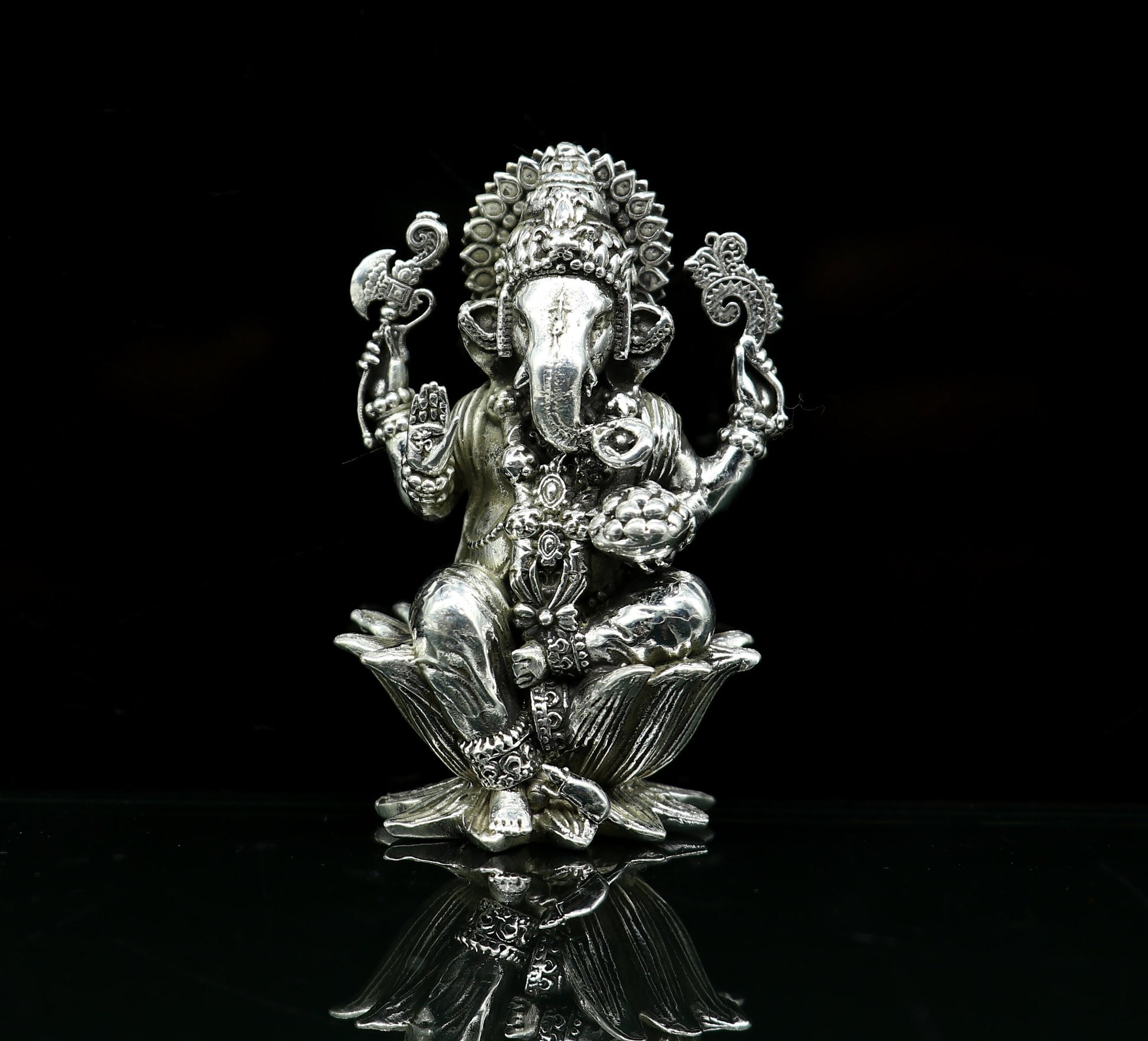 2" 925 Sterling silver handmade customized Hindu idols Lakshmi and Ganesha statue, puja article figurine, home décor Diwali puja art2122 - TRIBAL ORNAMENTS