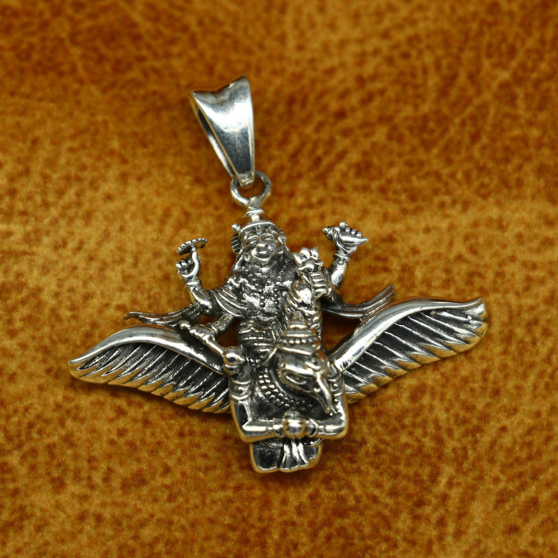 925 sterling silver Hindu idol Lord Vishnu with Garuda pendant, excellent gifting unisex locket pendant customized god jewelry ssp516 - TRIBAL ORNAMENTS