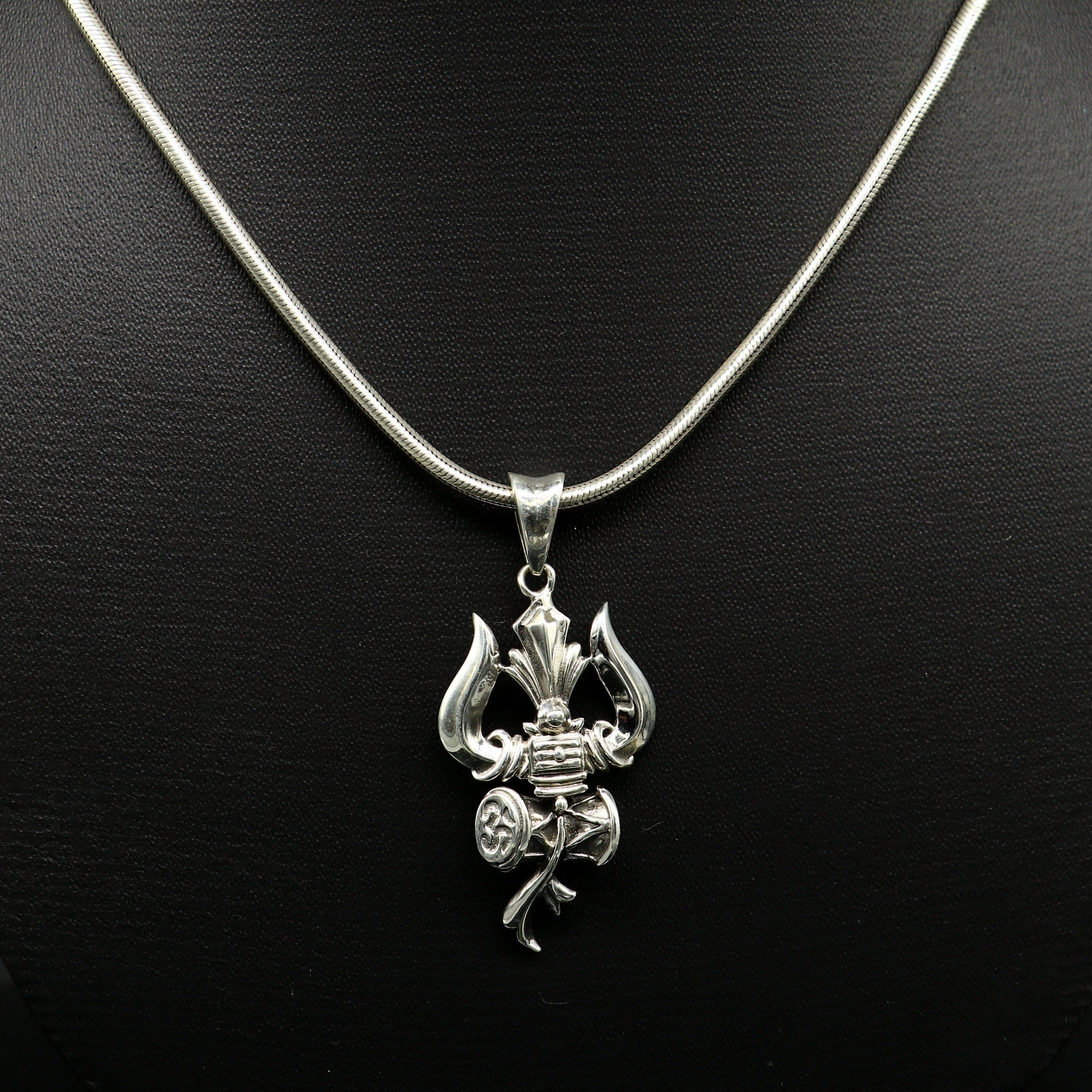 Trishul on sale locket silver