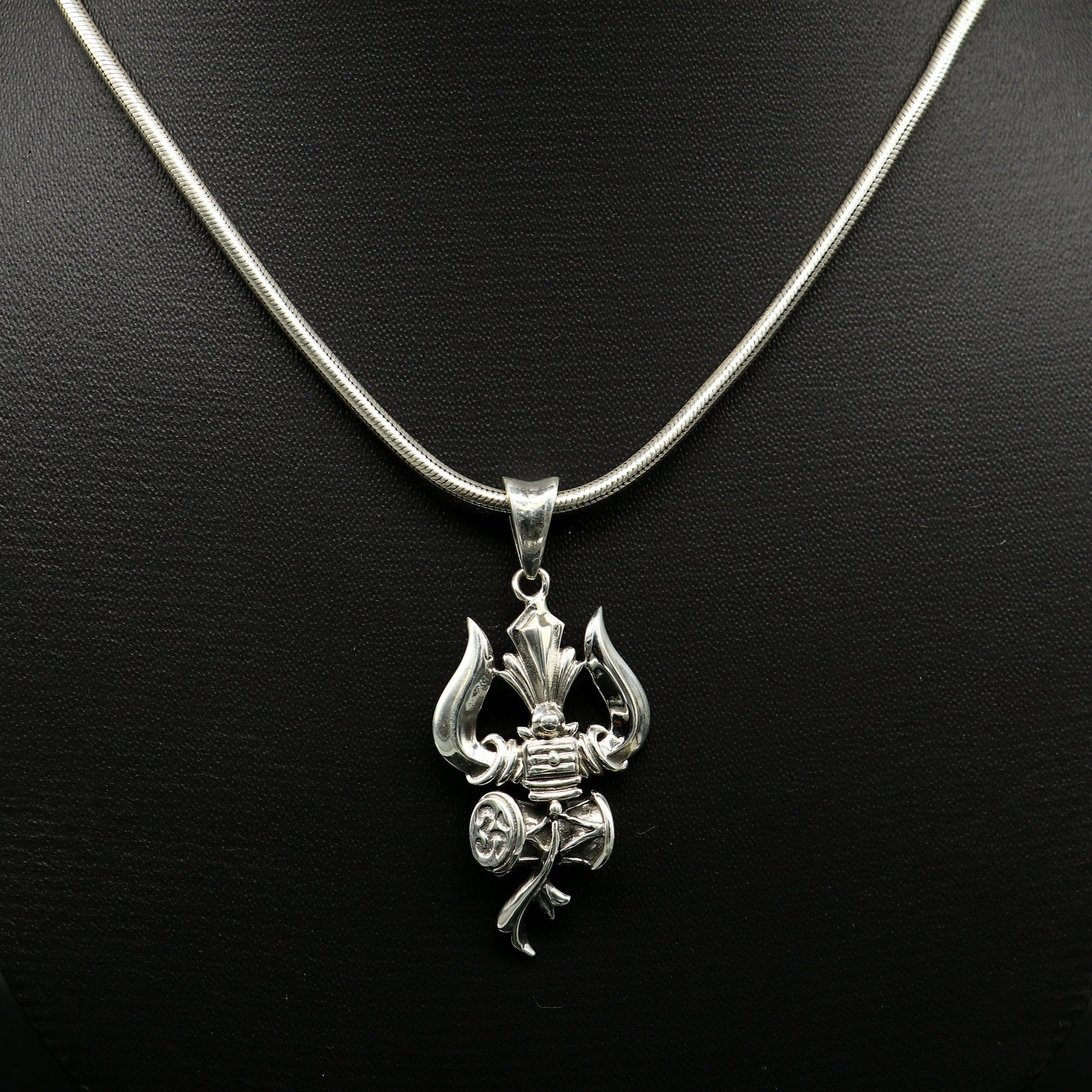 925 sterling silver Hindu idol Lord Shiva trident pendant, amazing vintage design gifting pendant customized god jewelry ssp524 - TRIBAL ORNAMENTS