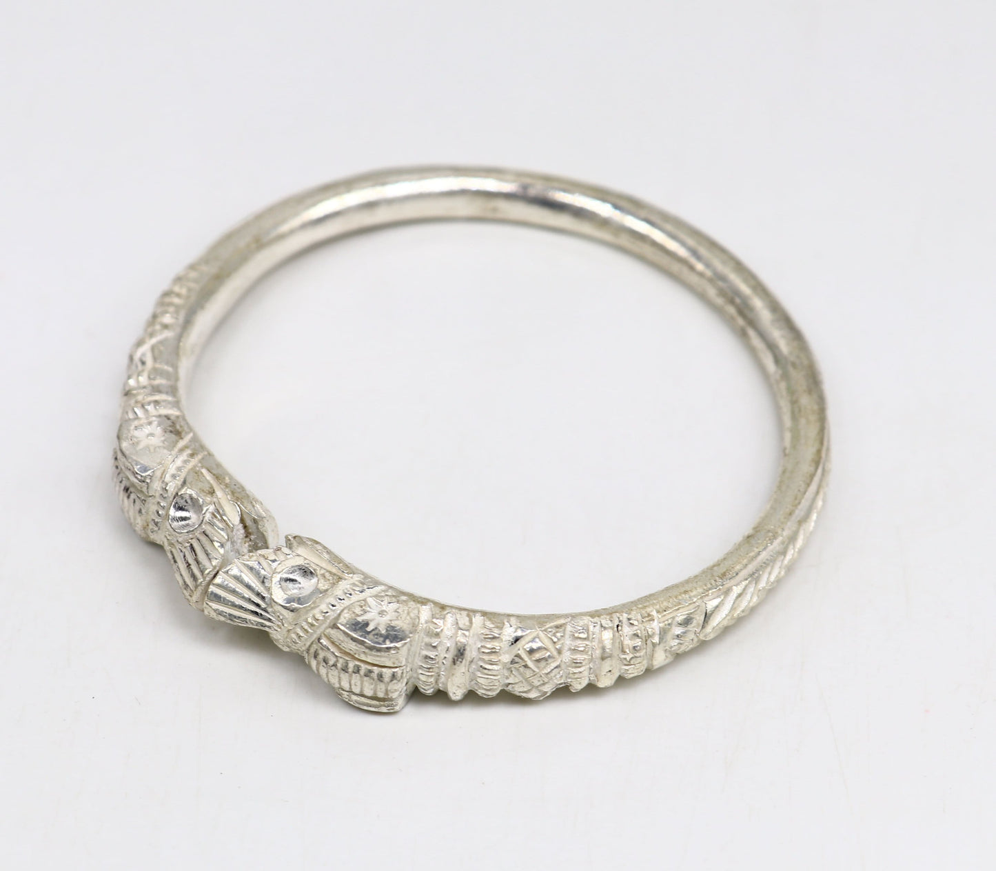 Vintage design handmade Solid silver men's bangle bracelet adjustable kada solid crocodile face tribal design bangle gifting kada nssk441 - TRIBAL ORNAMENTS