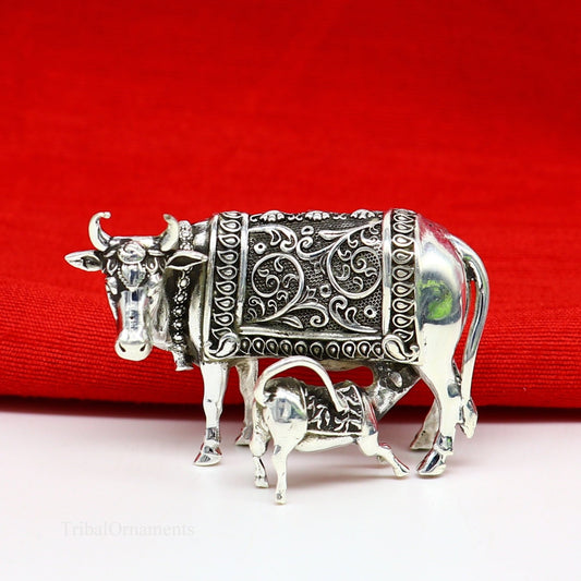 Divine cow with calf 925 sterling silver vintage Nakshi work design Kamdhenu cow, deity's cow, wishing cow, silver worshipping puja art120 - TRIBAL ORNAMENTS