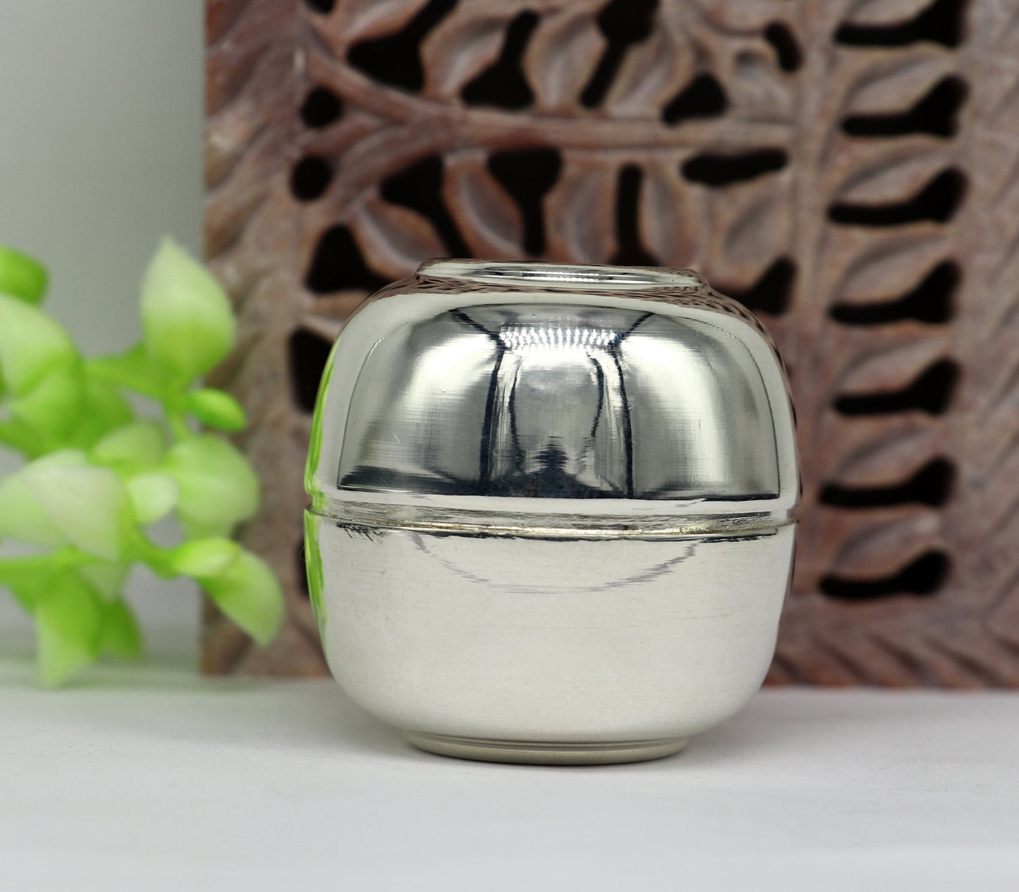 999 fine silver handmade gorgeous small Prasadam bowl or box, trinket box, container box, brides Sindur box, solid silver article sv187 - TRIBAL ORNAMENTS