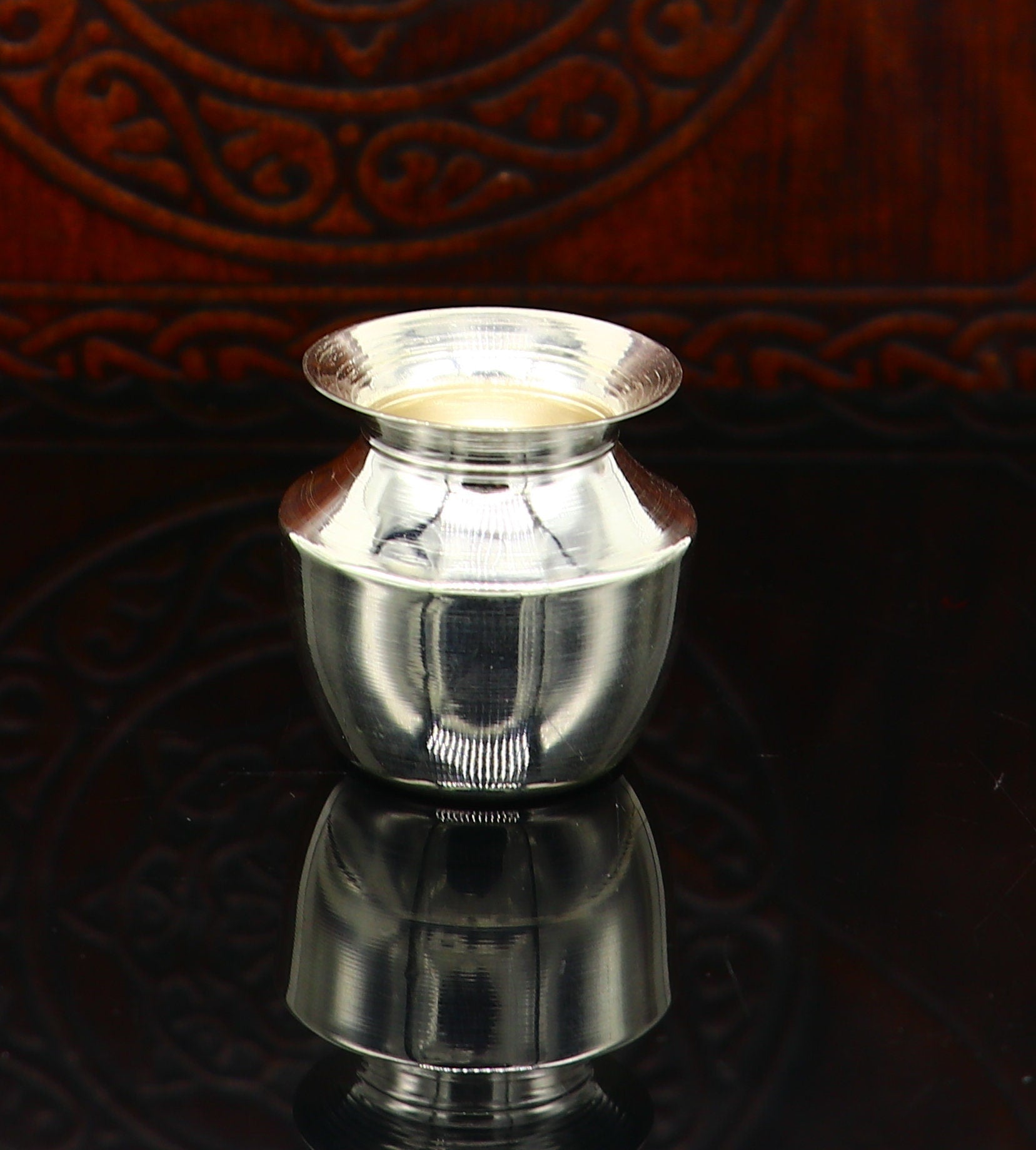 Pure 925 sterling silver handmade plain small Kalash or pot, unique special silver puja article, water or milk kalash pot india sv220 - TRIBAL ORNAMENTS