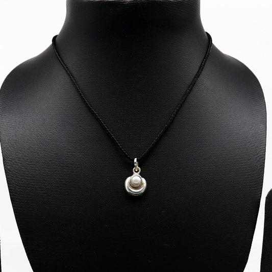925 sterling silver handmade moon pendant with natural pearl, stunning unisex pearl moon pendant, best gifting jewelry from india ssp650 - TRIBAL ORNAMENTS