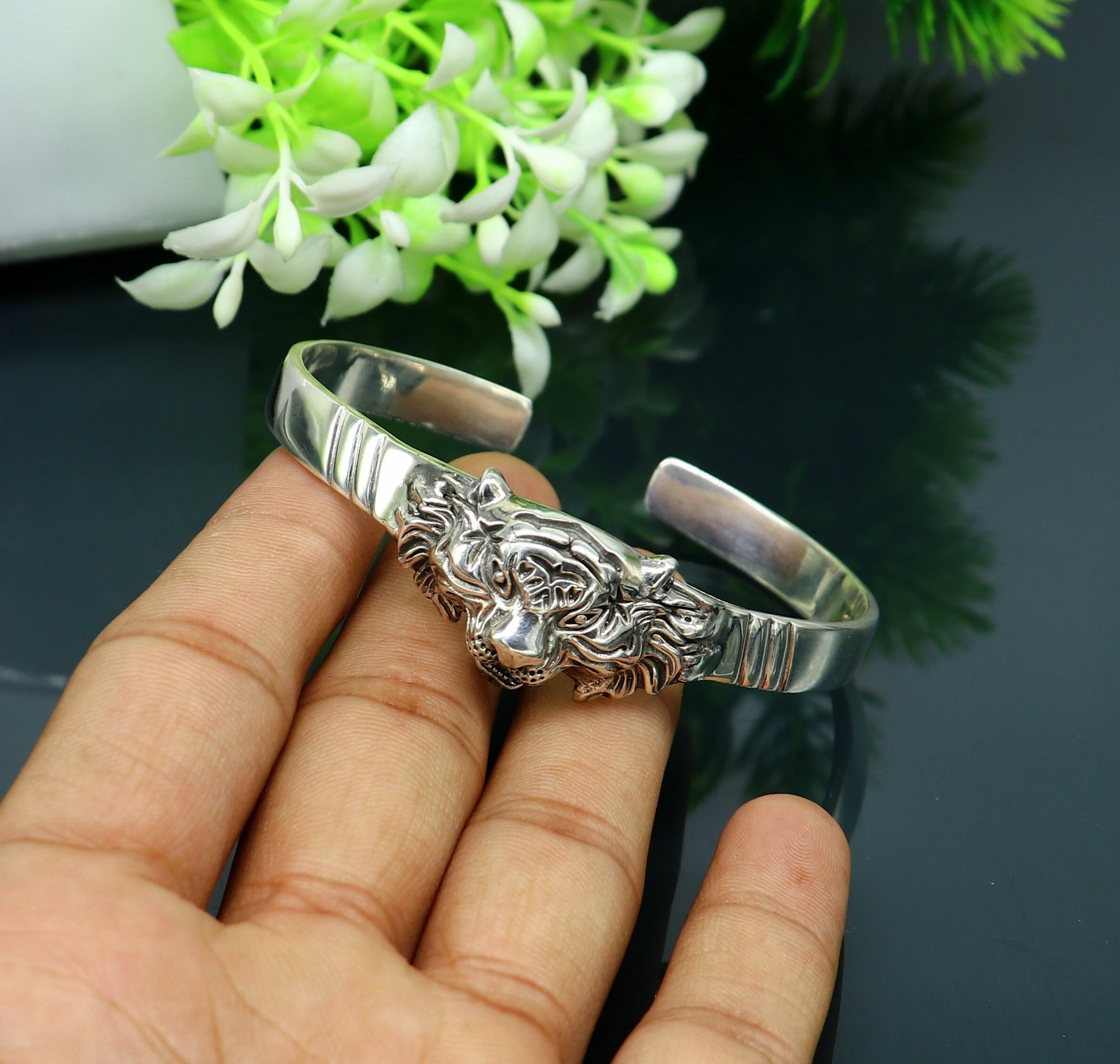 925 sterling silver handmade vintage lion design stunning bangle cuff bracelet Adjustable daily use tribal style jewelry unisex gift cuff62 - TRIBAL ORNAMENTS