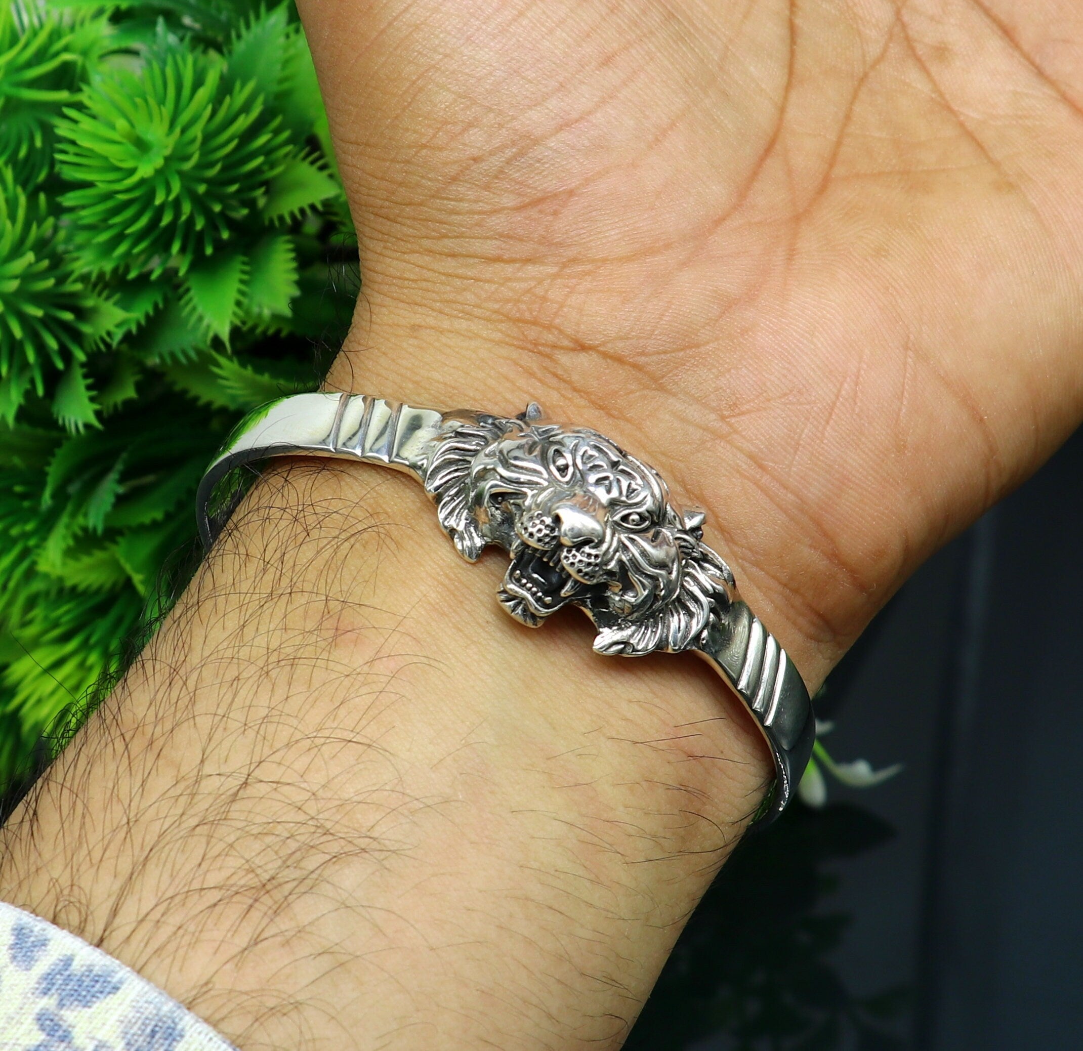 Lion head antique silver plated bangle bracelet at 950  Azilaa
