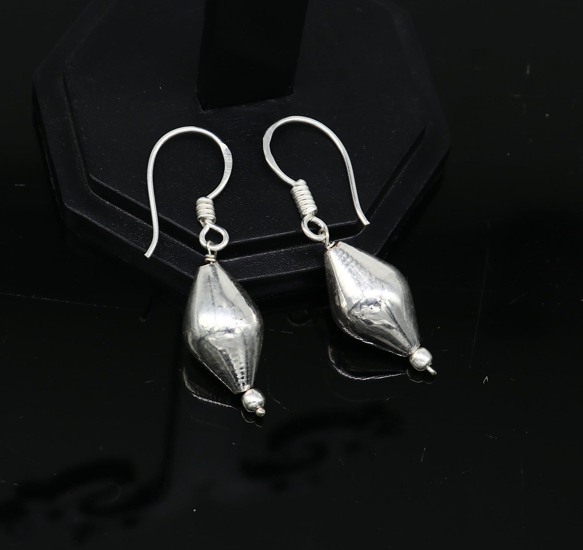 925 sterling silver handmade single olive shape ball hoops earring, stunning drop dangling earring amazing bridesmaid earring s915 - TRIBAL ORNAMENTS