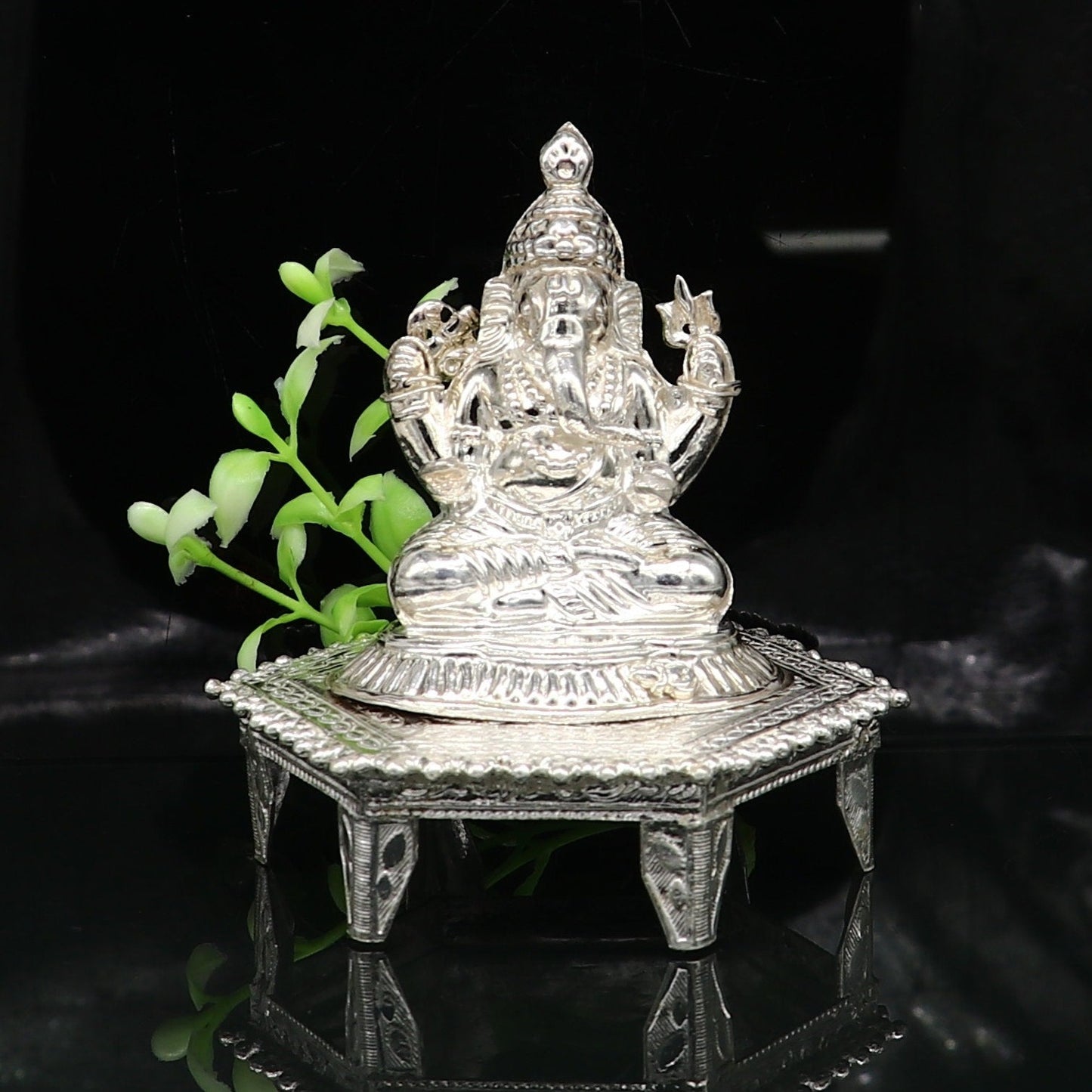 Lord Ganesha With Stand or Bazot, fabulous Sterling silver ganesha statue figurine for home temple diwali puja article utensils su376 - TRIBAL ORNAMENTS