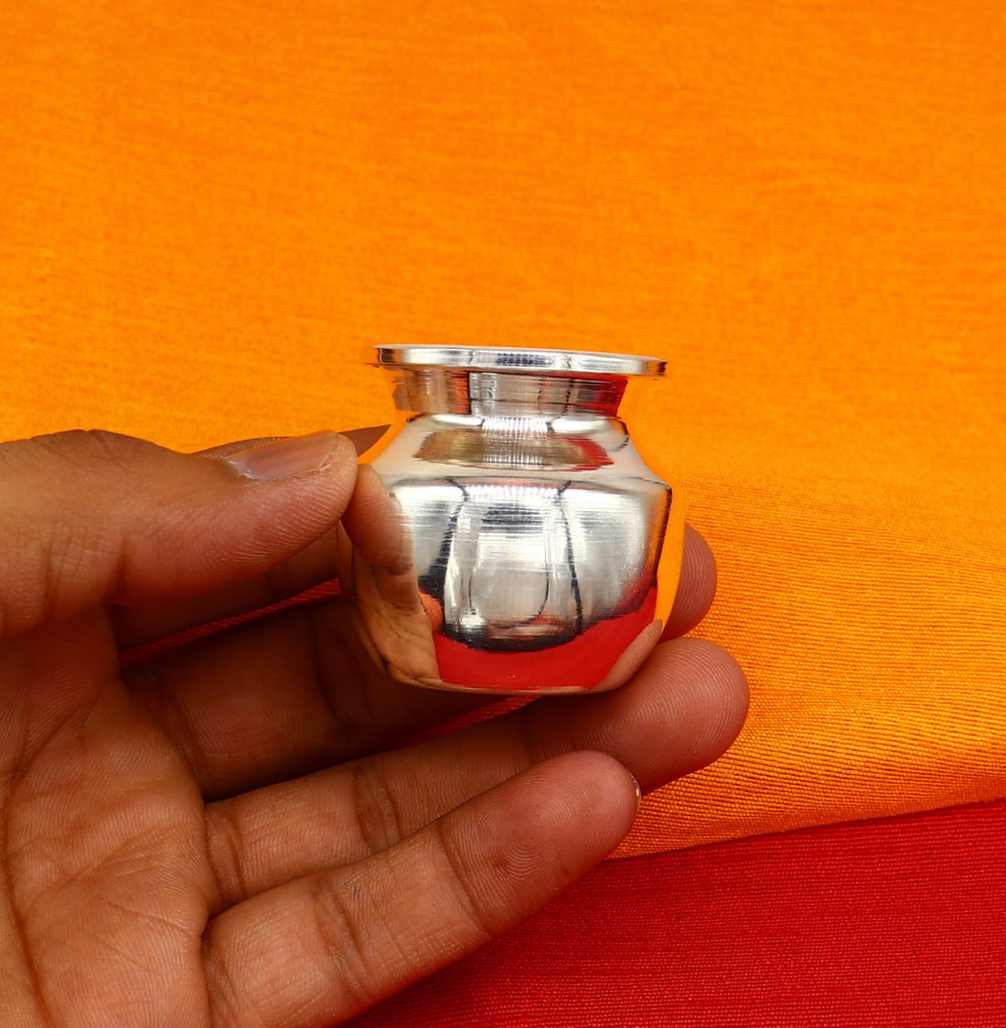 Pure 925 sterling silver handmade plain small Kalash or pot, unique special silver puja article, water or milk kalash pot india sv201 - TRIBAL ORNAMENTS