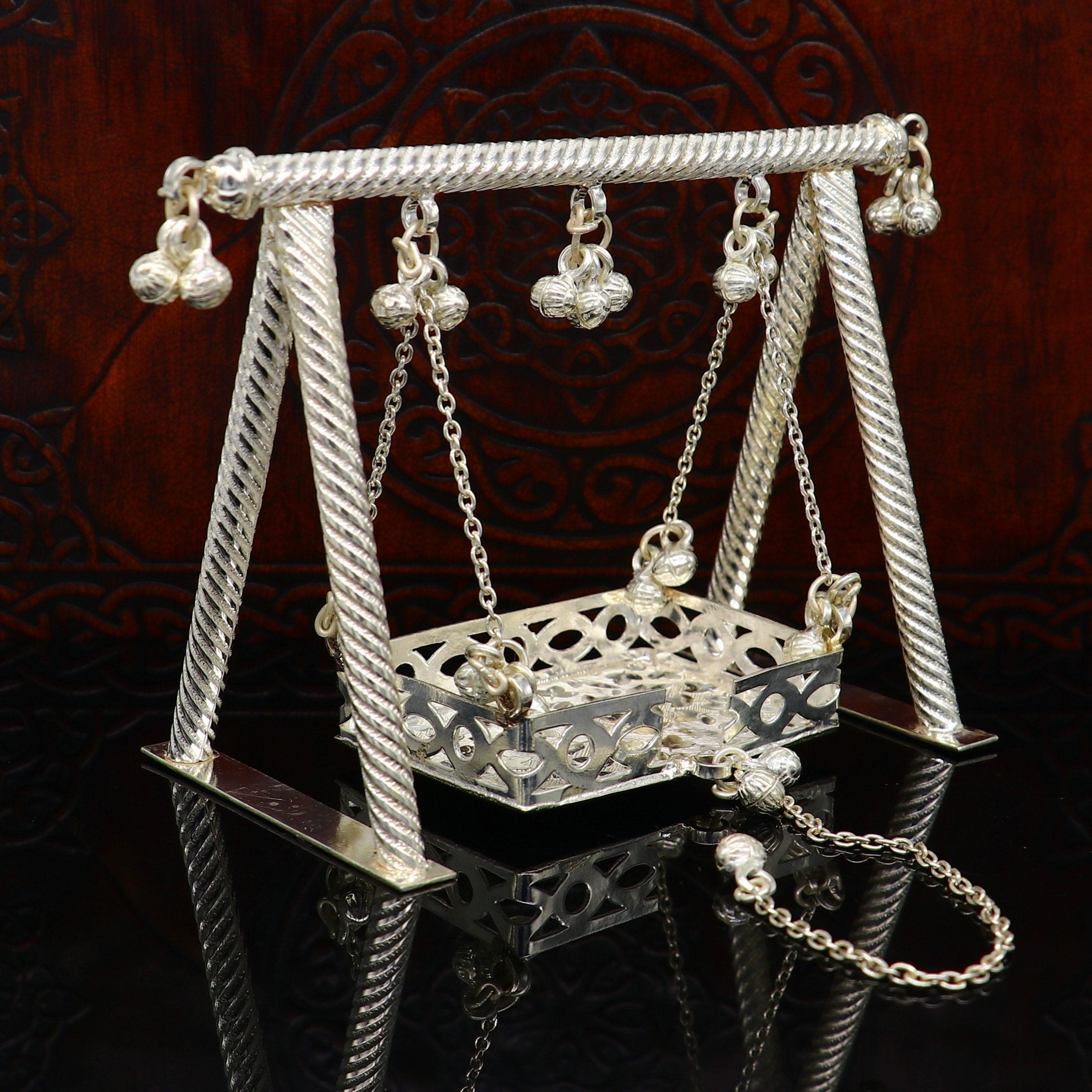 Silver cradle on sale for baby price