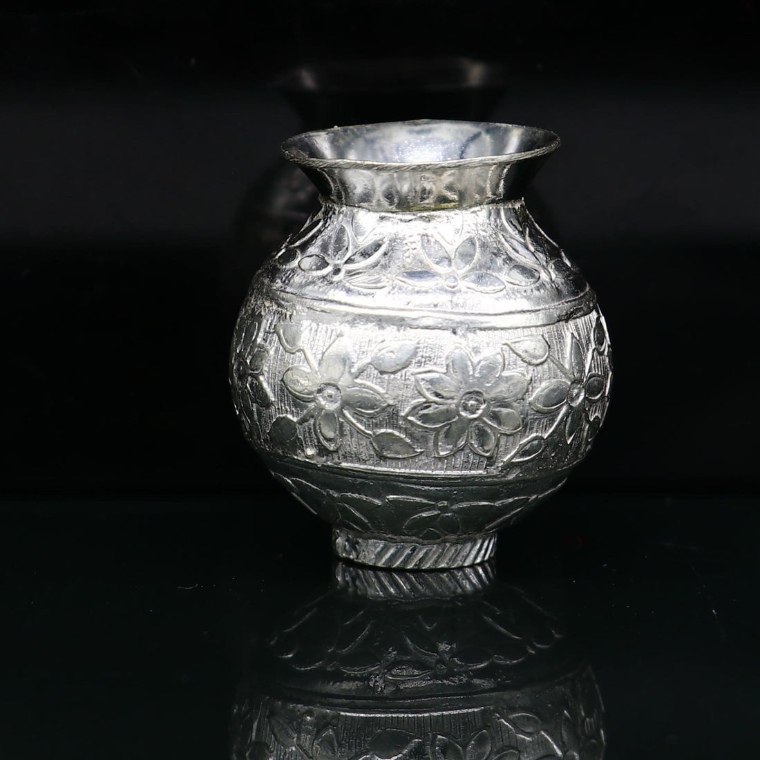 Solid sterling silver handmade plain small Kalash or pot, unique special silver puja article, water or milk shiva kalash pot india su350 - TRIBAL ORNAMENTS