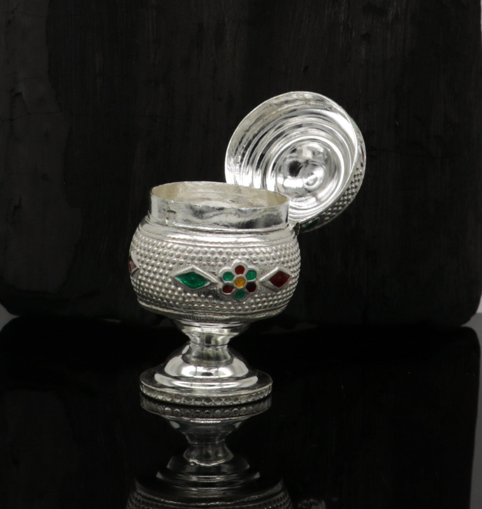 Exclusive gifting trinket box, sindur kumkum box, brides eye kajal box, 925 sterling silver handmade gifting article silver jewelry stb123 - TRIBAL ORNAMENTS