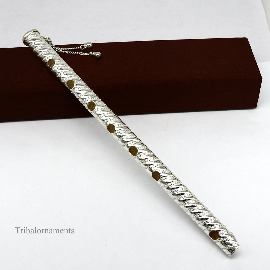 9" long handmade sterling silver Hindu god Lord Krishna flute, stunning divine Krishna gifting silver Bansuri flute, puja utensils su393 - TRIBAL ORNAMENTS