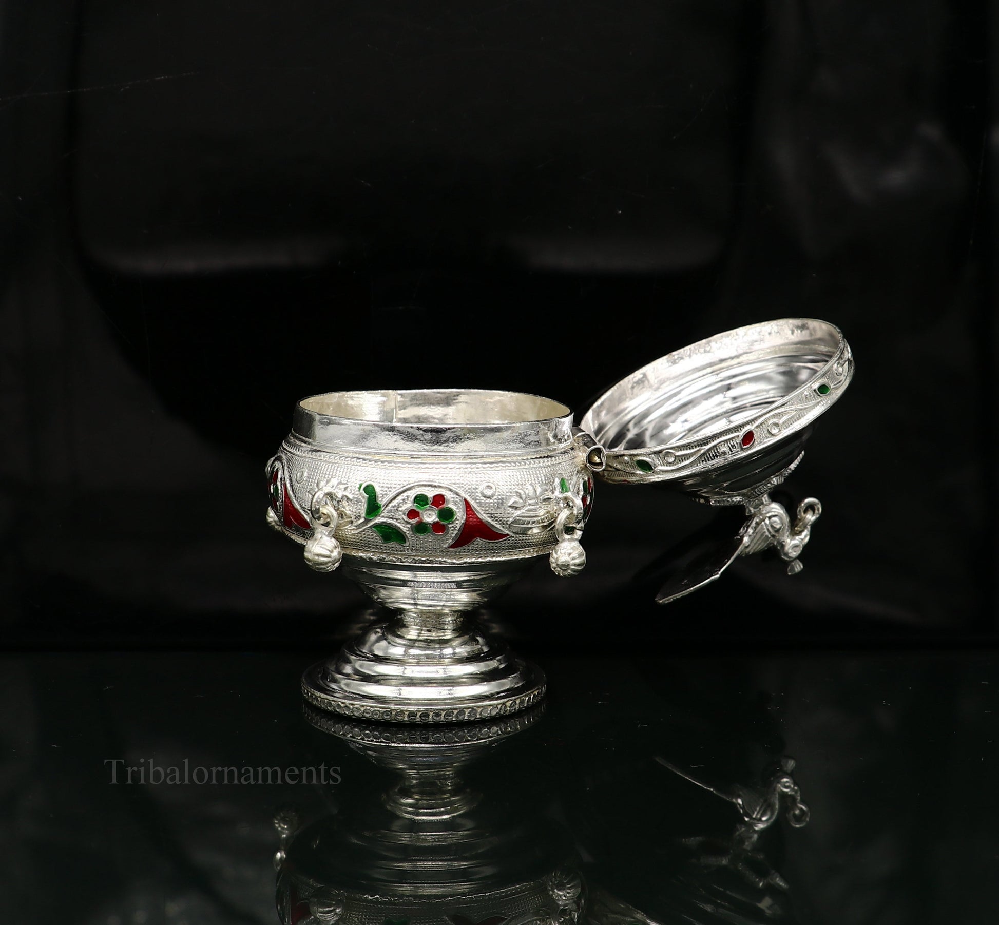 925 sterling silver handmade flower work enamel design vintage trinket box, brides accessories, kumkum sindur box, idols prasad box stb156 - TRIBAL ORNAMENTS