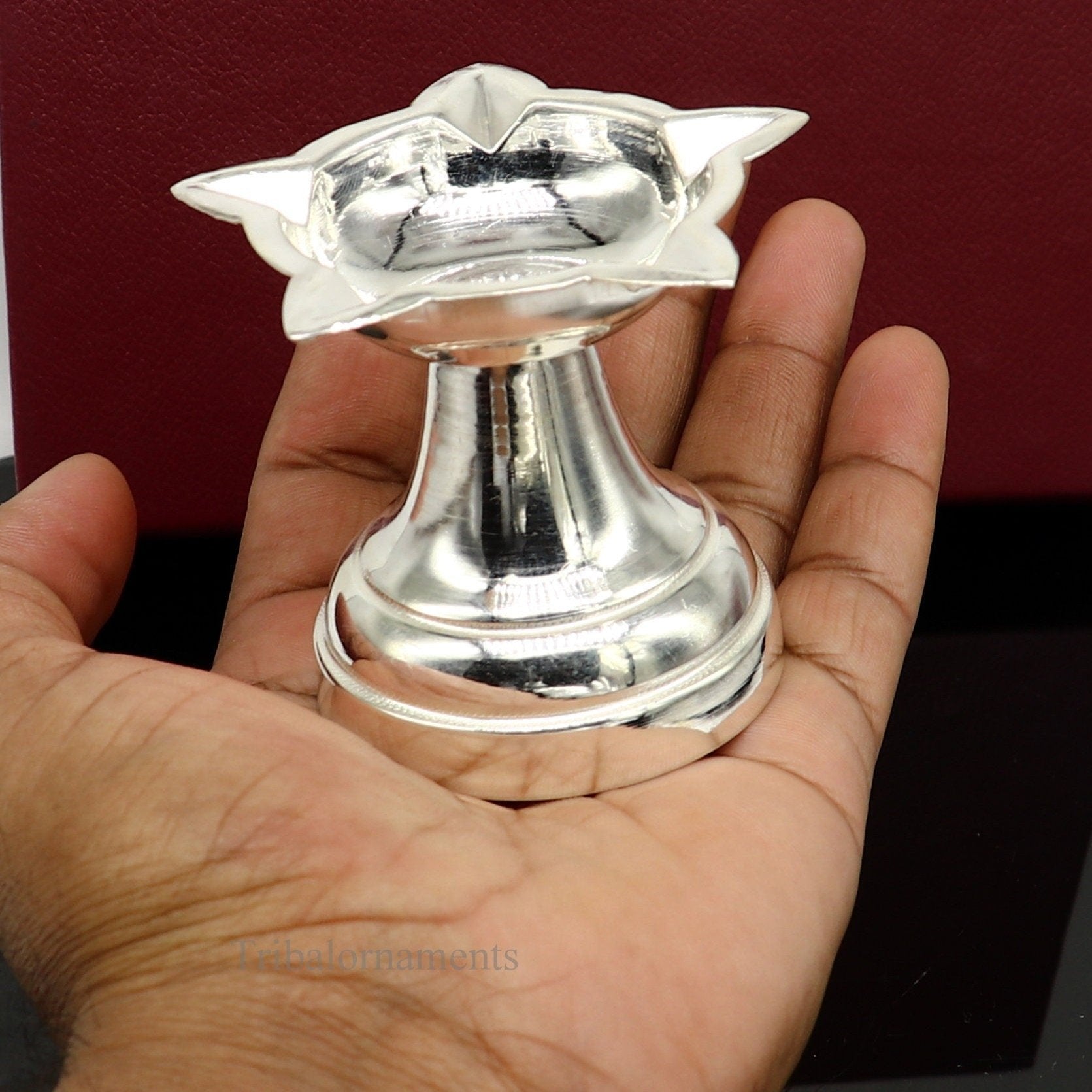 solid sterling silver handmade elegant oil lamp, silver home temple utensils, silver diya, deepak, silver vessels, silver puja article su402 - TRIBAL ORNAMENTS