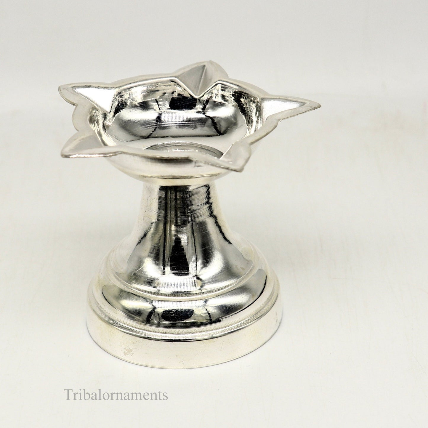 solid sterling silver handmade elegant oil lamp, silver home temple utensils, silver diya, deepak, silver vessels, silver puja article su402 - TRIBAL ORNAMENTS