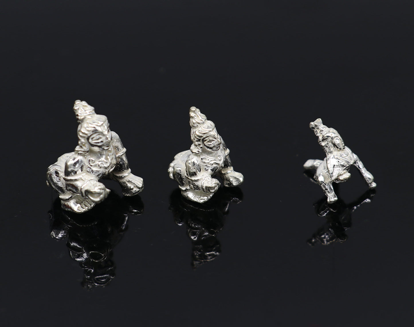 Solid silver handmade customized idol little krishna, Ladu Gopal,crawling Krishna small statue sculpture home temple puja articles su370 - TRIBAL ORNAMENTS