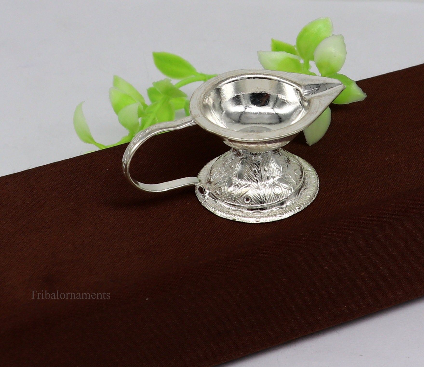 Vintage design Solid silver handmade kappor dani , silver temple utensils, silver diya, deepak, silver single joth kapoor Aarti art su412 - TRIBAL ORNAMENTS