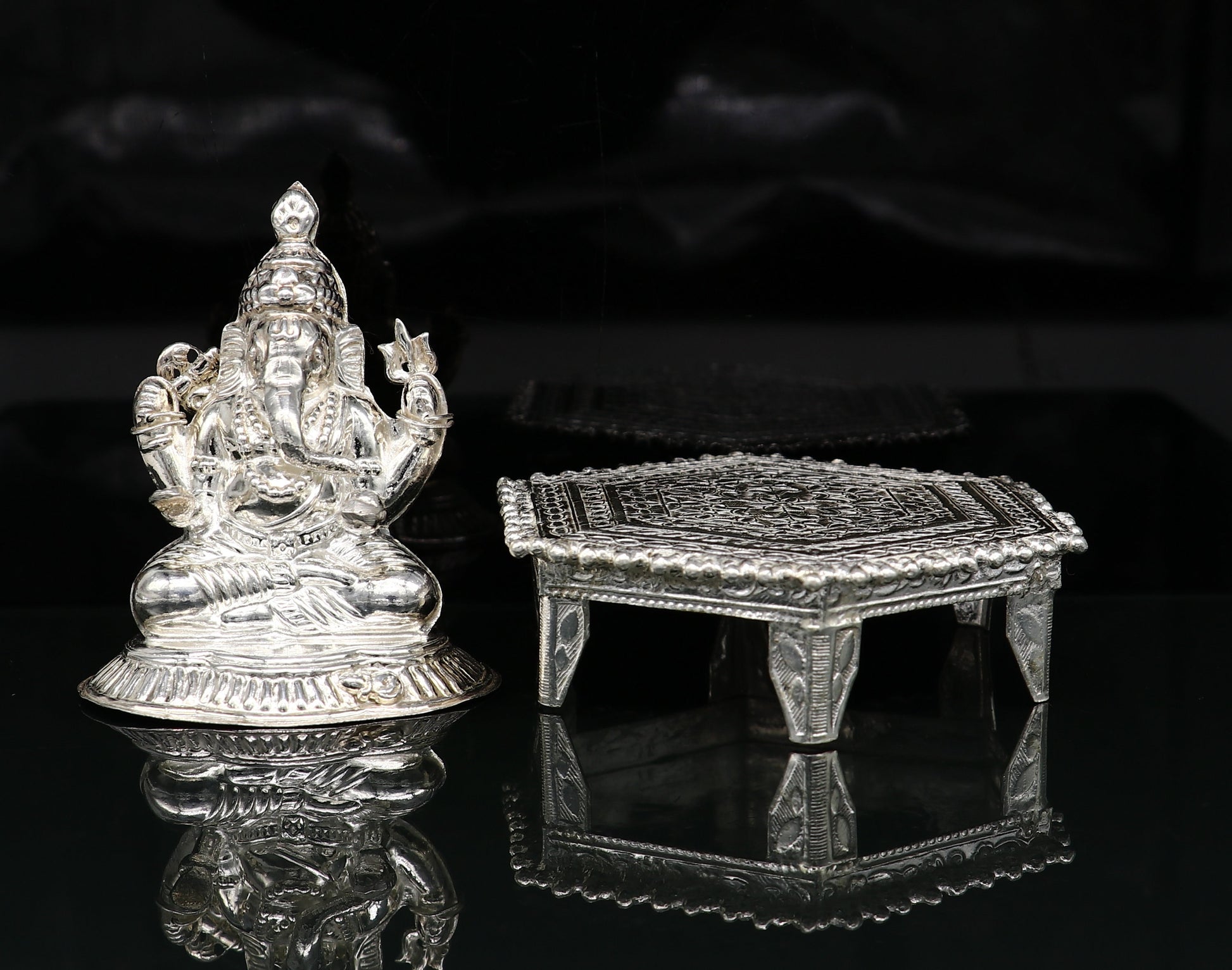 Lord Ganesha With Stand or Bazot, fabulous Sterling silver ganesha statue figurine for home temple diwali puja article utensils su376 - TRIBAL ORNAMENTS