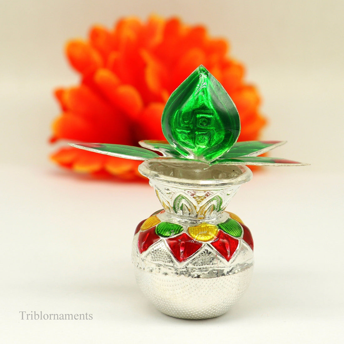 Amazing worshippinng Solid sterling silver handmade puja kalash silver with leaf, excellent home temple article puja utensils articles su462 - TRIBAL ORNAMENTS