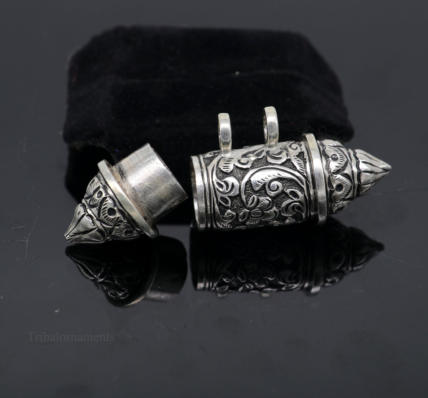 925 Sterling silver handmade vintage Nakshi work trendy design pendant amulet excellent tribal ethnic container box pendant jewelry ssp832 - TRIBAL ORNAMENTS