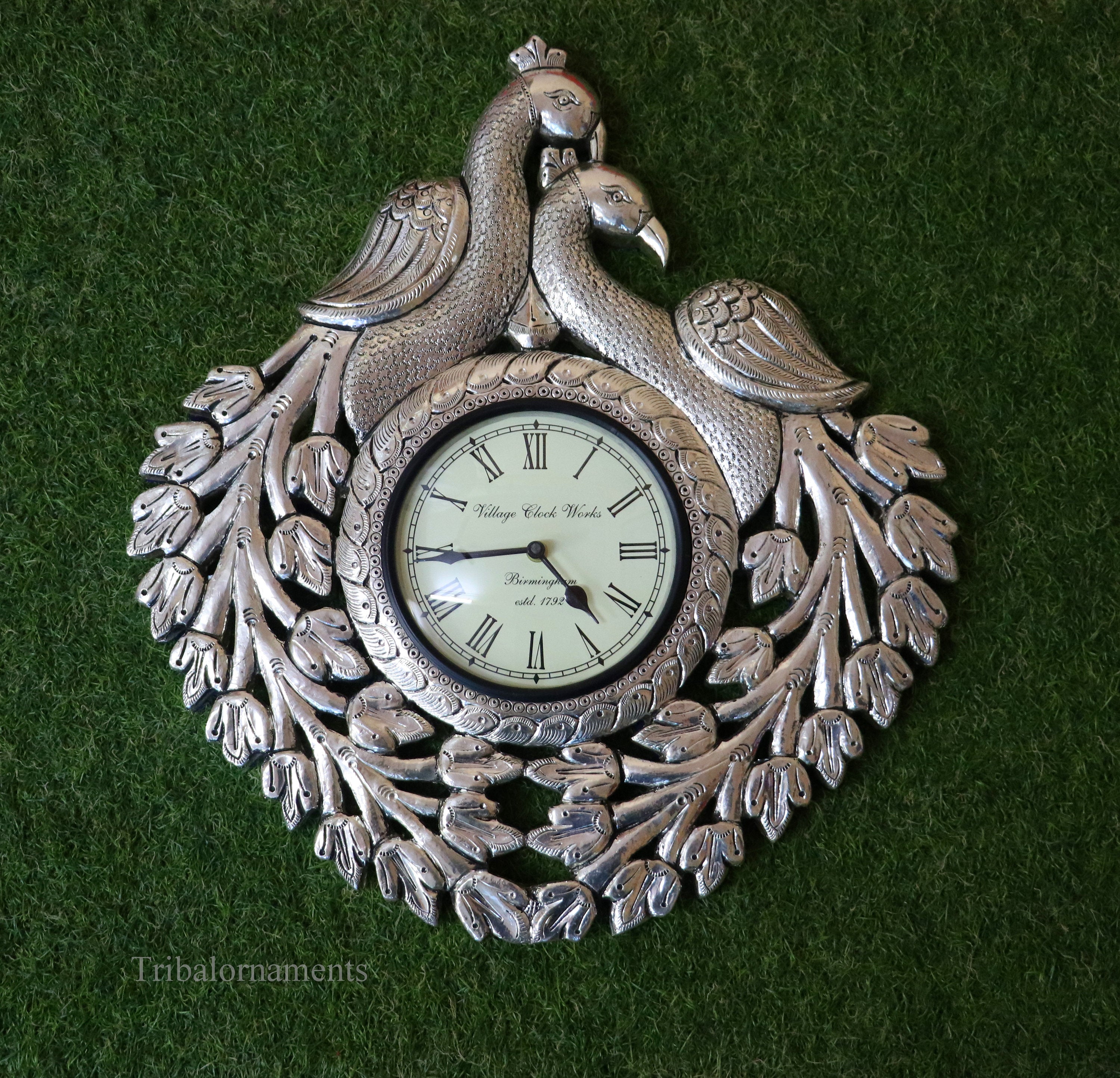 Antique Pocket Watch And Purse Wallpaper Background, Antique Bag And Watch,  Hd Photography Photo, Watch Background Image And Wallpaper for Free Download