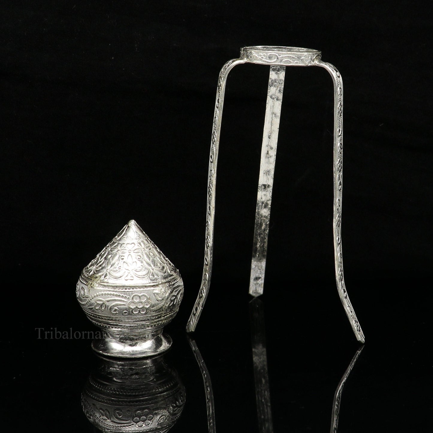 925 sterling silver handmade God shiva lingam water flow pot or puja kalas for Abhishek of lingam, best worshipping article from india su492 - TRIBAL ORNAMENTS