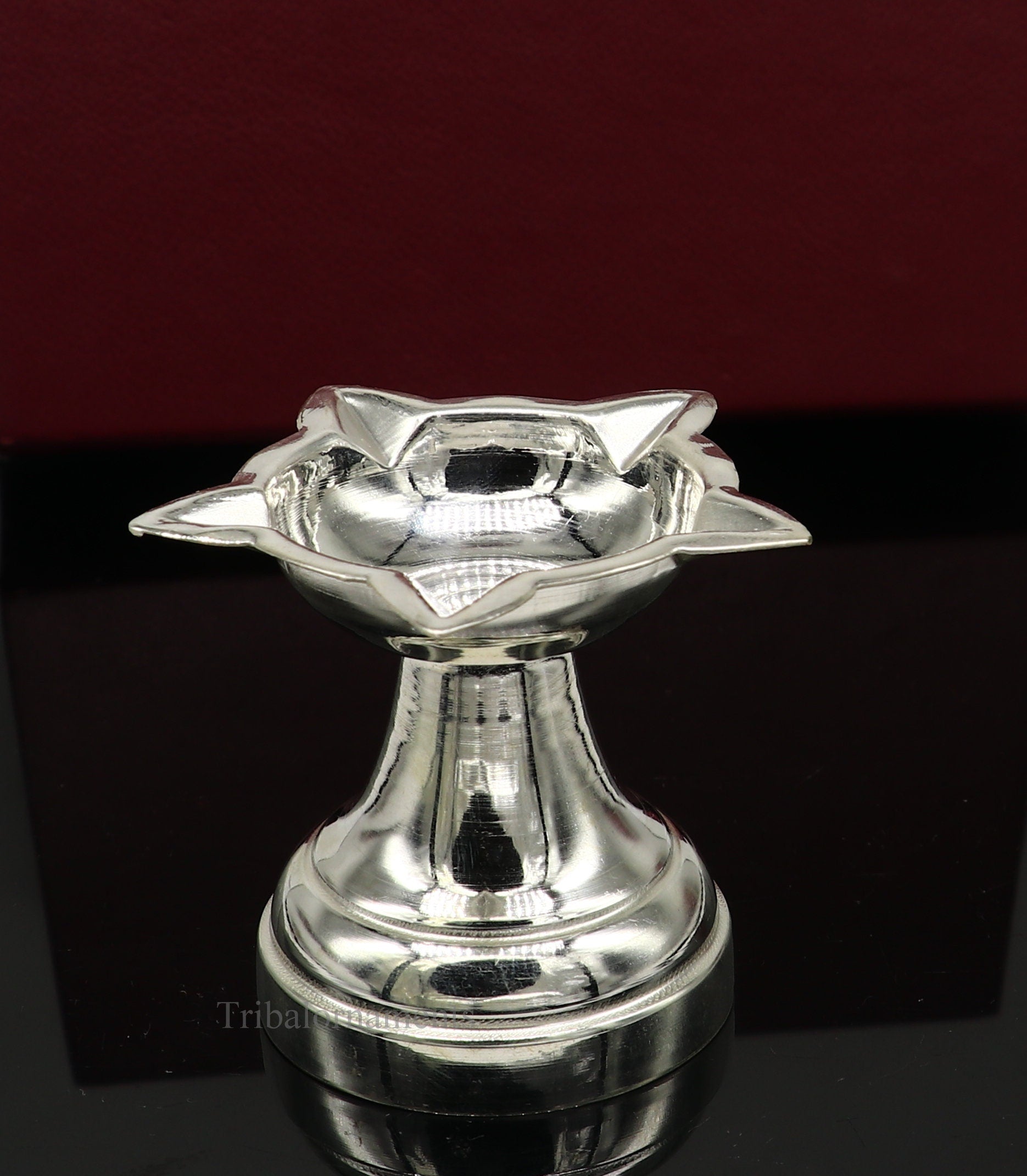 solid sterling silver handmade elegant oil lamp, silver home temple utensils, silver diya, deepak, silver vessels, silver puja article su402 - TRIBAL ORNAMENTS
