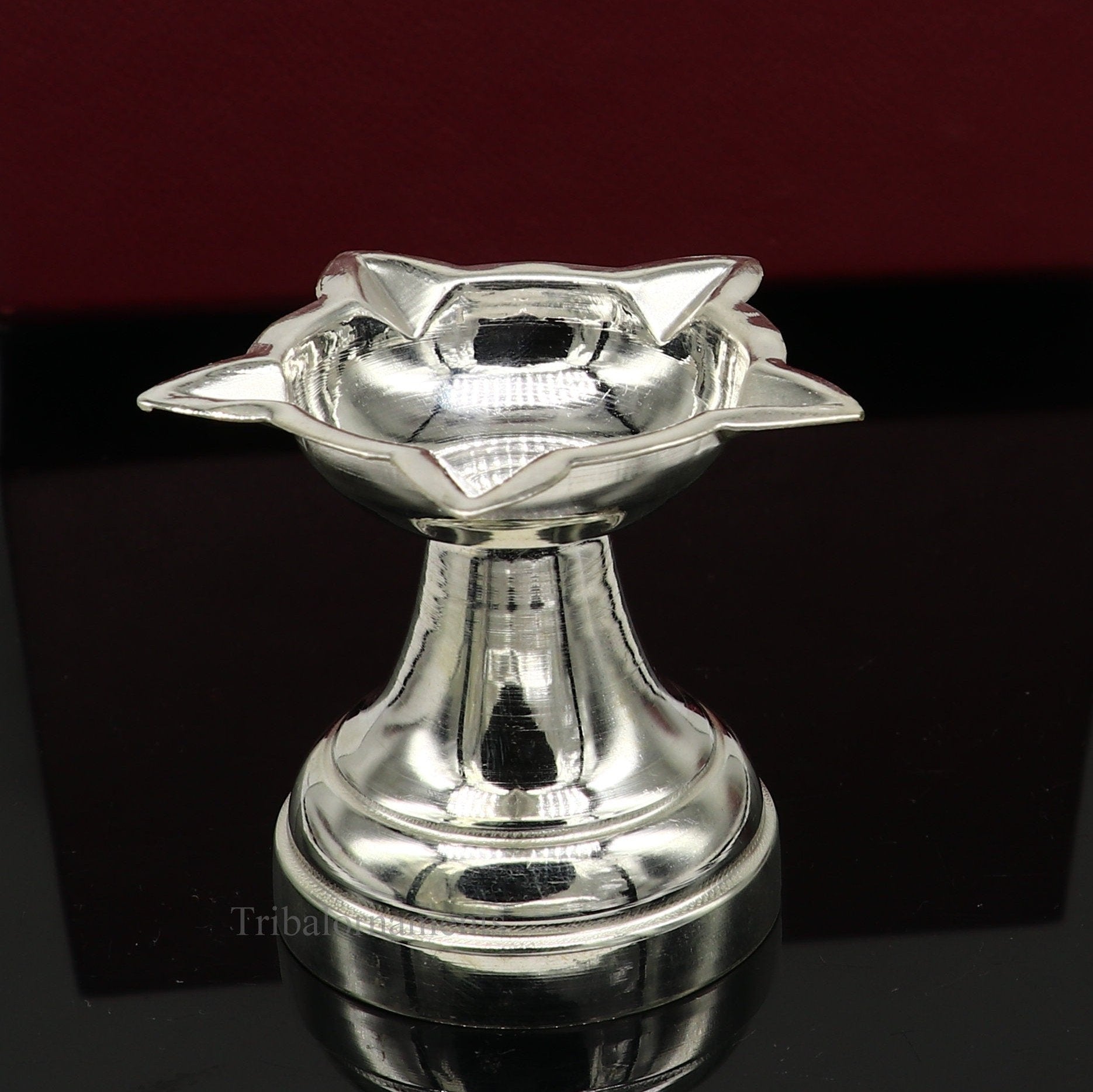 solid sterling silver handmade elegant oil lamp, silver home temple utensils, silver diya, deepak, silver vessels, silver puja article su402 - TRIBAL ORNAMENTS