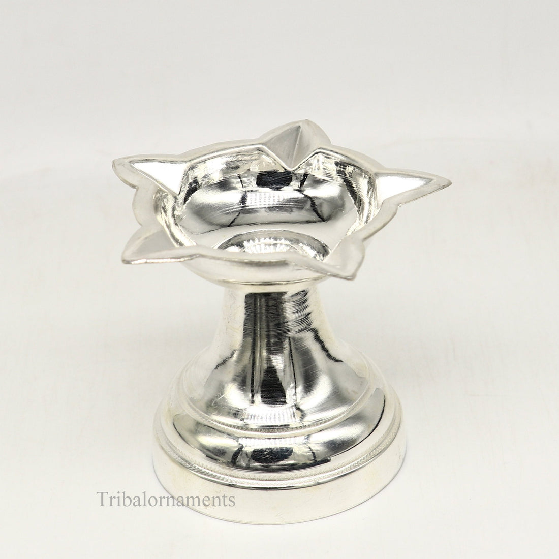 solid sterling silver handmade elegant oil lamp, silver home temple utensils, silver diya, deepak, silver vessels, silver puja article su402 - TRIBAL ORNAMENTS