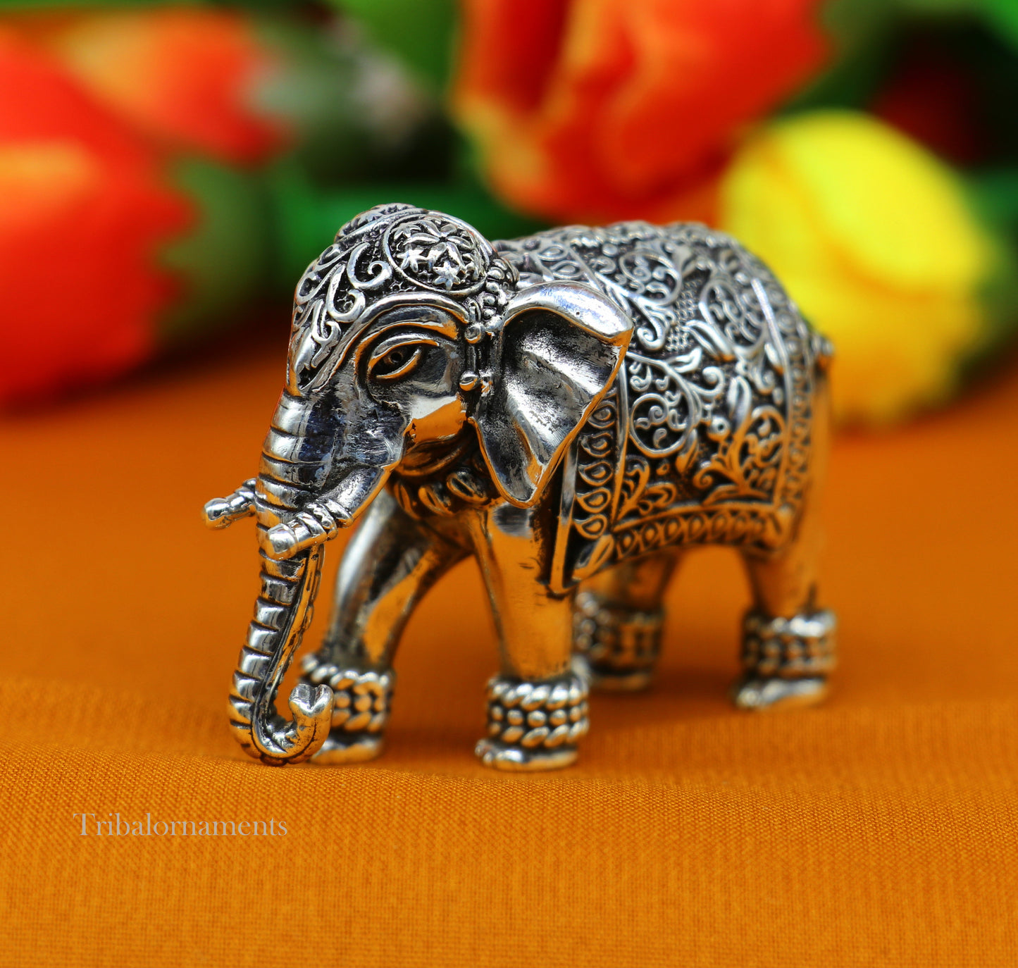 925 Sterling silver Kandrai work Nakshi/ chitai design customized Elephant statue, puja article figurine, décor Diwali puja articles su494 - TRIBAL ORNAMENTS