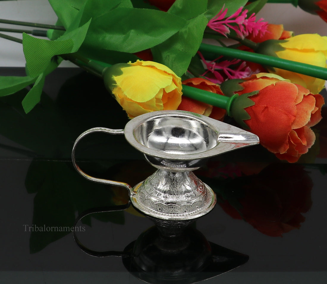 Diwali puja special silver handmade kappor dani , silver temple utensils, silver diya, deepak, silver single joth kapoor Aarti art su413 - TRIBAL ORNAMENTS