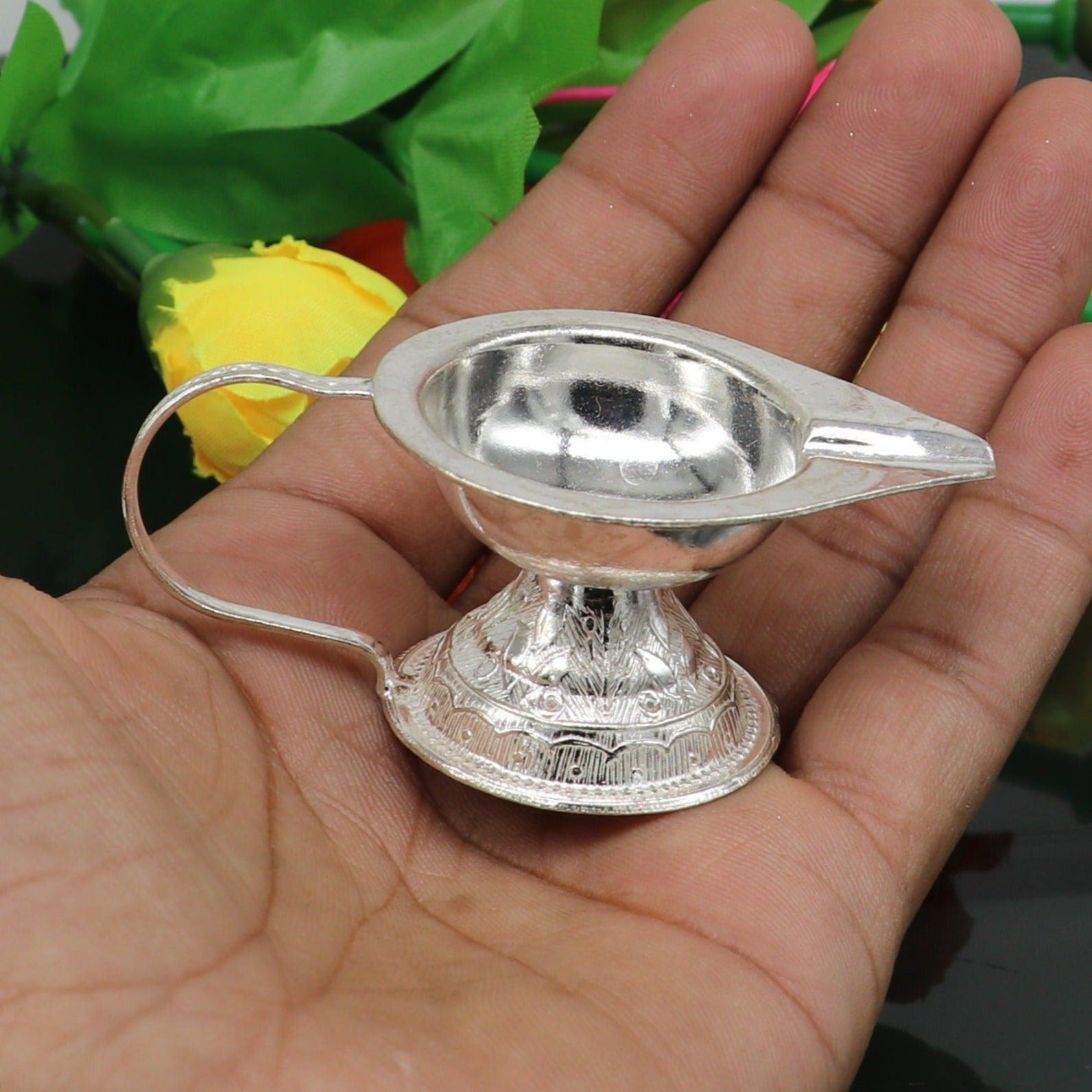 Diwali puja special silver handmade kappor dani , silver temple utensils, silver diya, deepak, silver single joth kapoor Aarti art su413 - TRIBAL ORNAMENTS