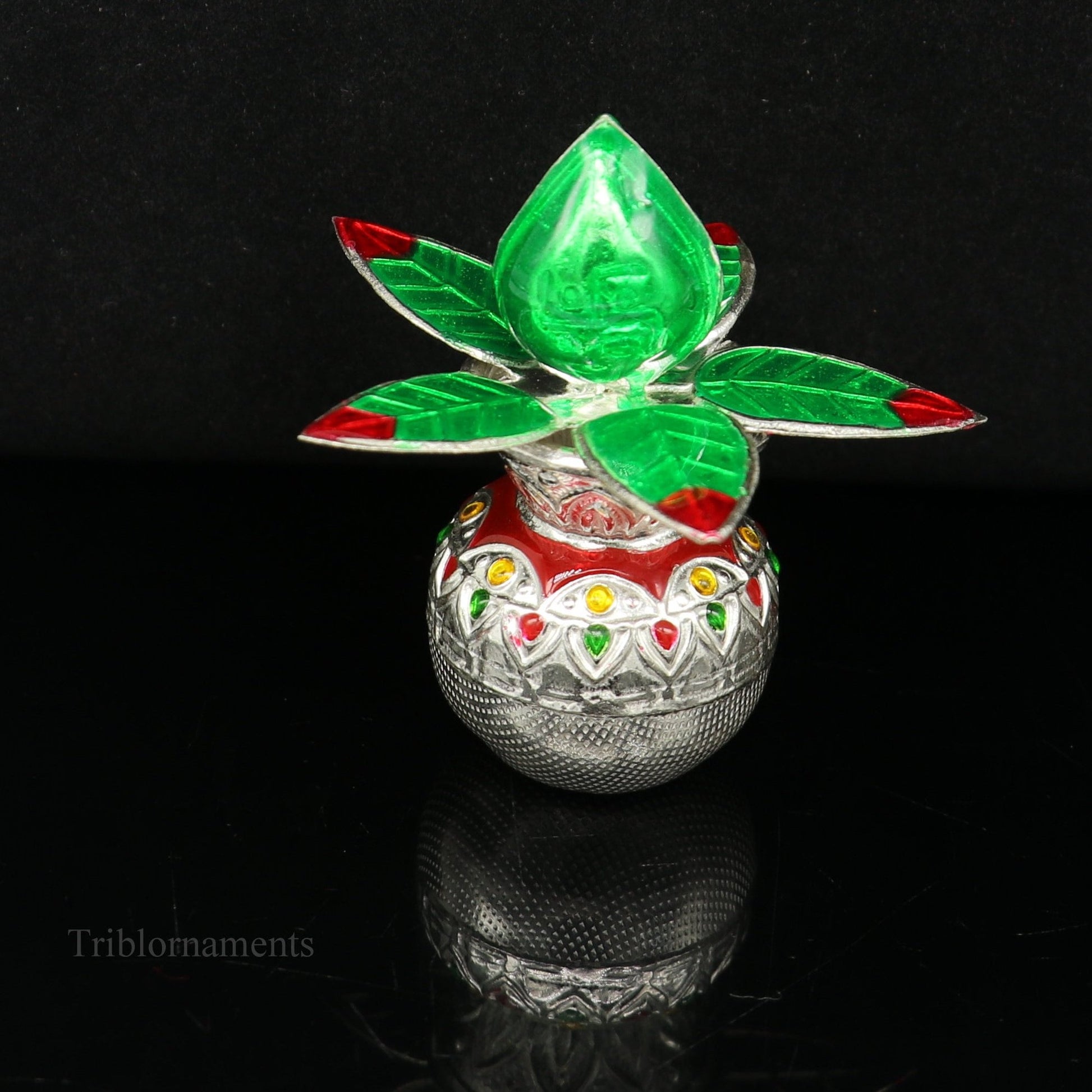 Sterling silver handmade fabulous design puja kalash & mango tree leaf and coconut, stunning worshipping silver articles, temple art su465 - TRIBAL ORNAMENTS