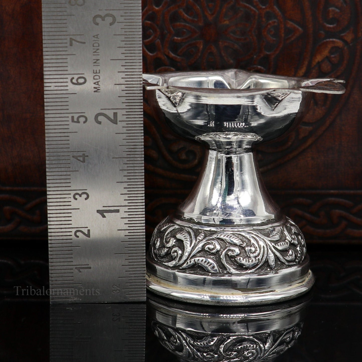 925 sterling silver handmade chitai work kandrai work design oil lamp, silver Deepak, silver temple article, puja utensils art su475 - TRIBAL ORNAMENTS