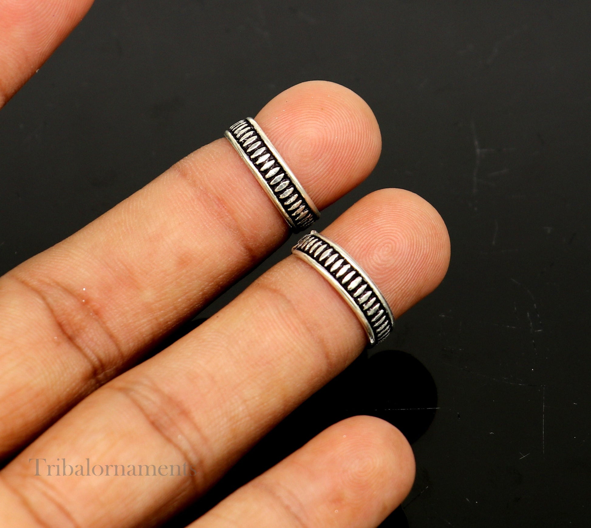 Exclusive 92.5 sterling silver excellent vintage design handmade toe ring, toe band stylish modern women's brides jewelry from india toer112 - TRIBAL ORNAMENTS