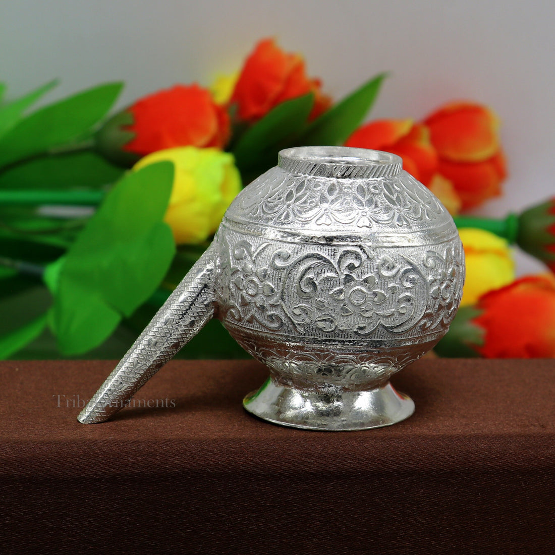 Lord Shiva Abhishek pot, best designer nozzle sold silver kalash puja utensils article from, best diwali puja article for home temple su537 - TRIBAL ORNAMENTS