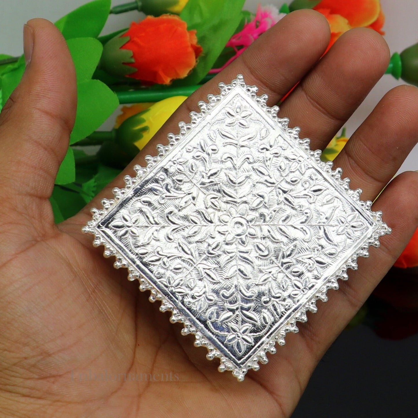 2.5" Vintage design Sterling silver handmade customize small square shape table/bazot/chouki, excellent home puja utensils temple art su553 - TRIBAL ORNAMENTS