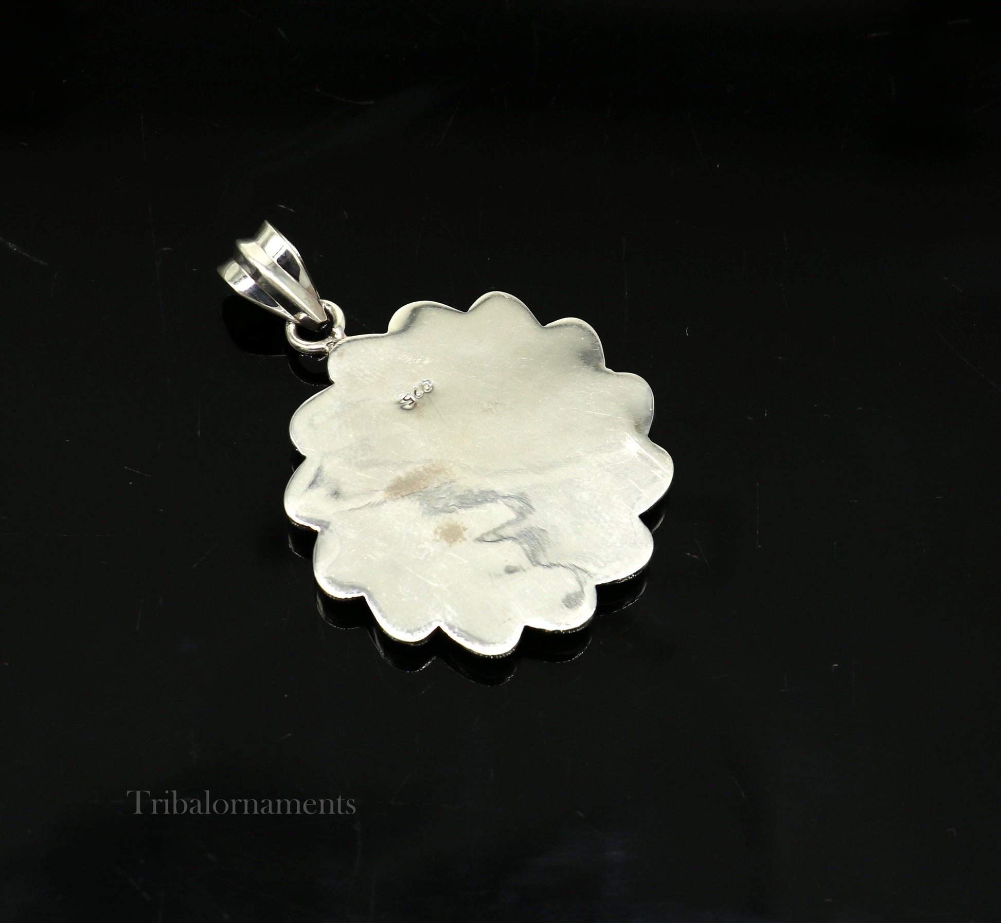 Handmade 92.5 Sterling Silver Hand Painted Miniature Art Painting photo God Ganesha Glass Framed Pendant ethnic stylish jewelry ssp820 - TRIBAL ORNAMENTS