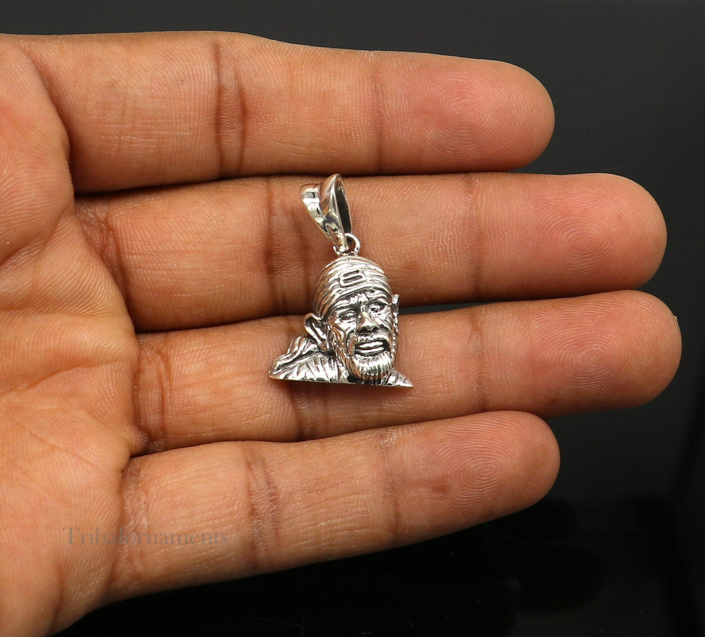 Idol Sai Baba pendant 925 sterling silver handmade amazing stylish unisex pendant locket personalized jewelry tribal jewelry ssp901 - TRIBAL ORNAMENTS