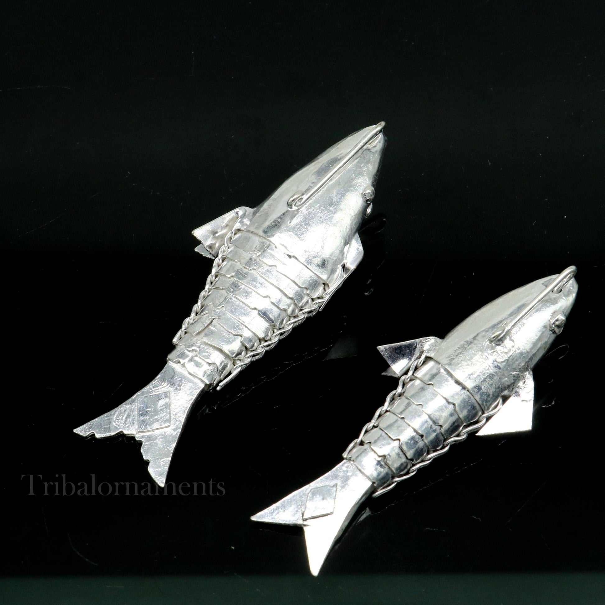 Solid silver handmade silver fish, Lord vishnu avatar Matsya, Silver Puja Fish For Prosperity And Good Luck, best collectible art su561 - TRIBAL ORNAMENTS