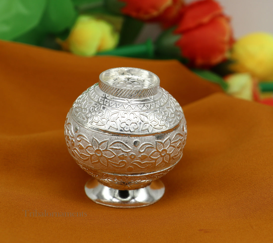 Genuine 925 sterling silver handmade plain design Kalash or pot, unique special silver puja article, water or milk kalash pot india su583 - TRIBAL ORNAMENTS