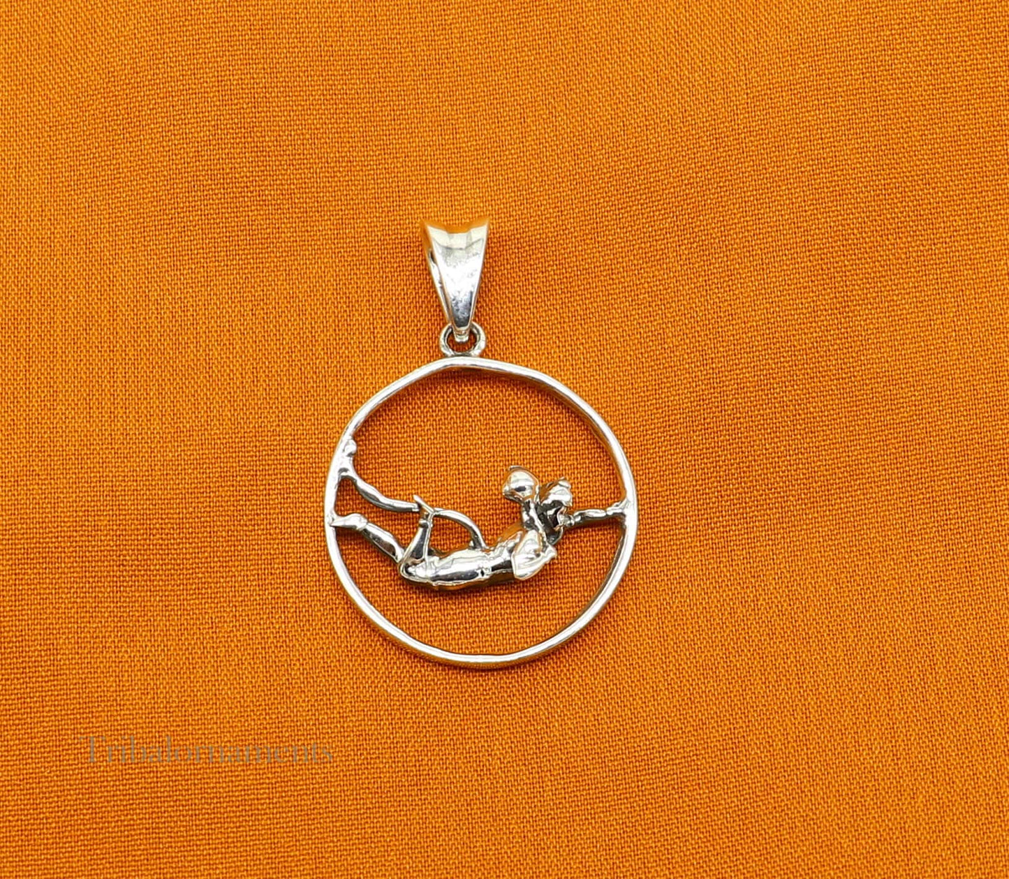 925 sterling silver flying Hindu god Lord Hanuman pendant, bajarangbali sitting fabulous pendant unisex gifting jewelry ssp904 - TRIBAL ORNAMENTS