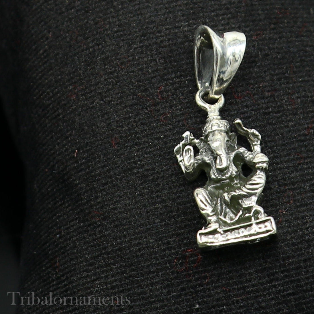 Elegant design Divine lord Ganesha blessing pendant, excellent vintage designer 925 sterling silver handmade jewelry from india ssp933 - TRIBAL ORNAMENTS